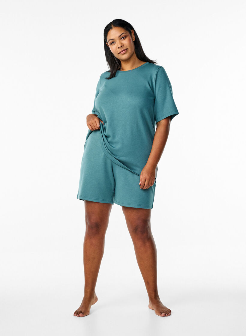 Short en m&eacute;lange de modal avec poches, Vert, Model image number 1