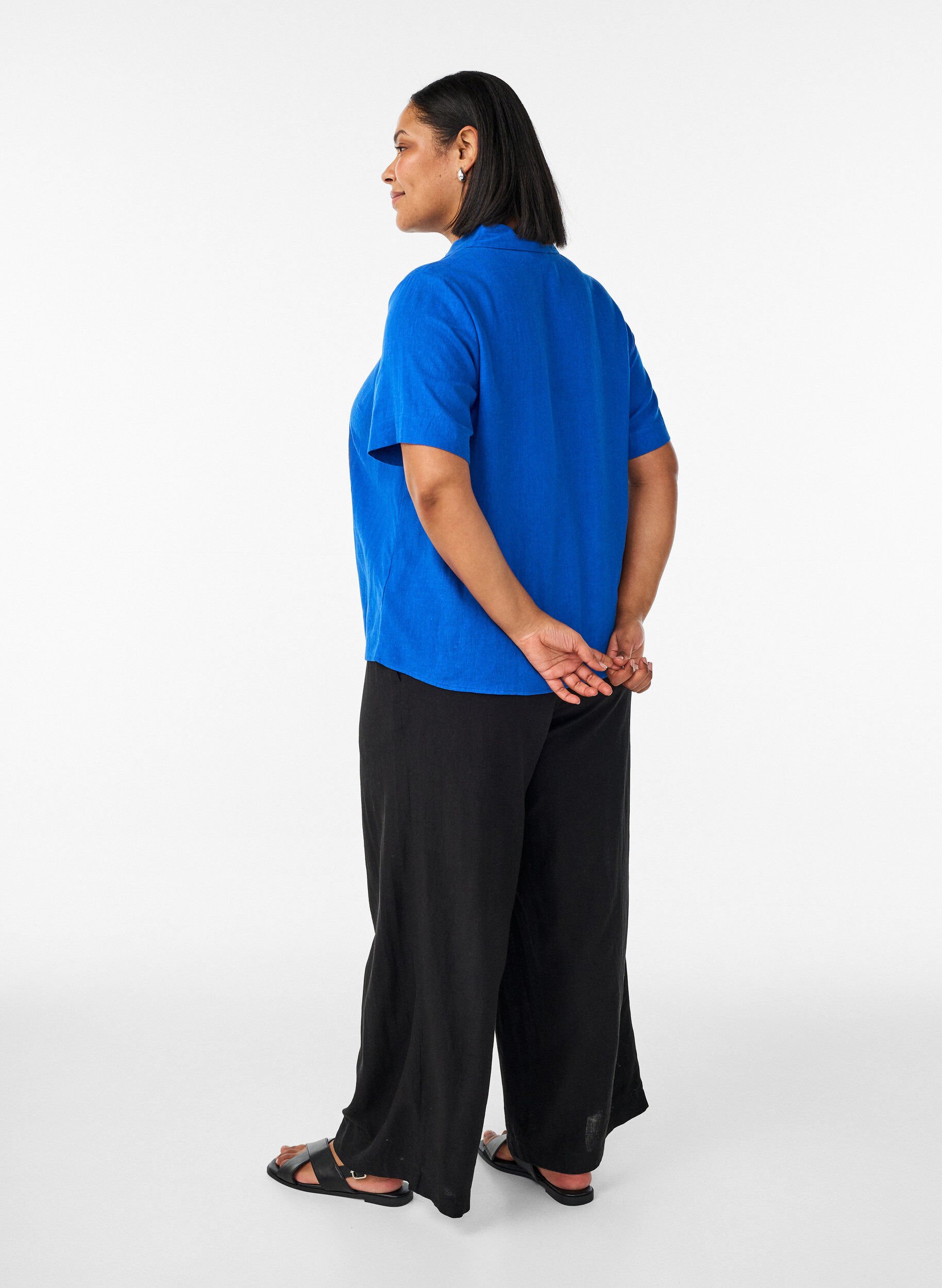 ZizziPantalon large en lin et viscose, Noir, Model image number 1