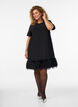 Robe courte en jersey avec finitions en plumes, Noir, Model image number 1