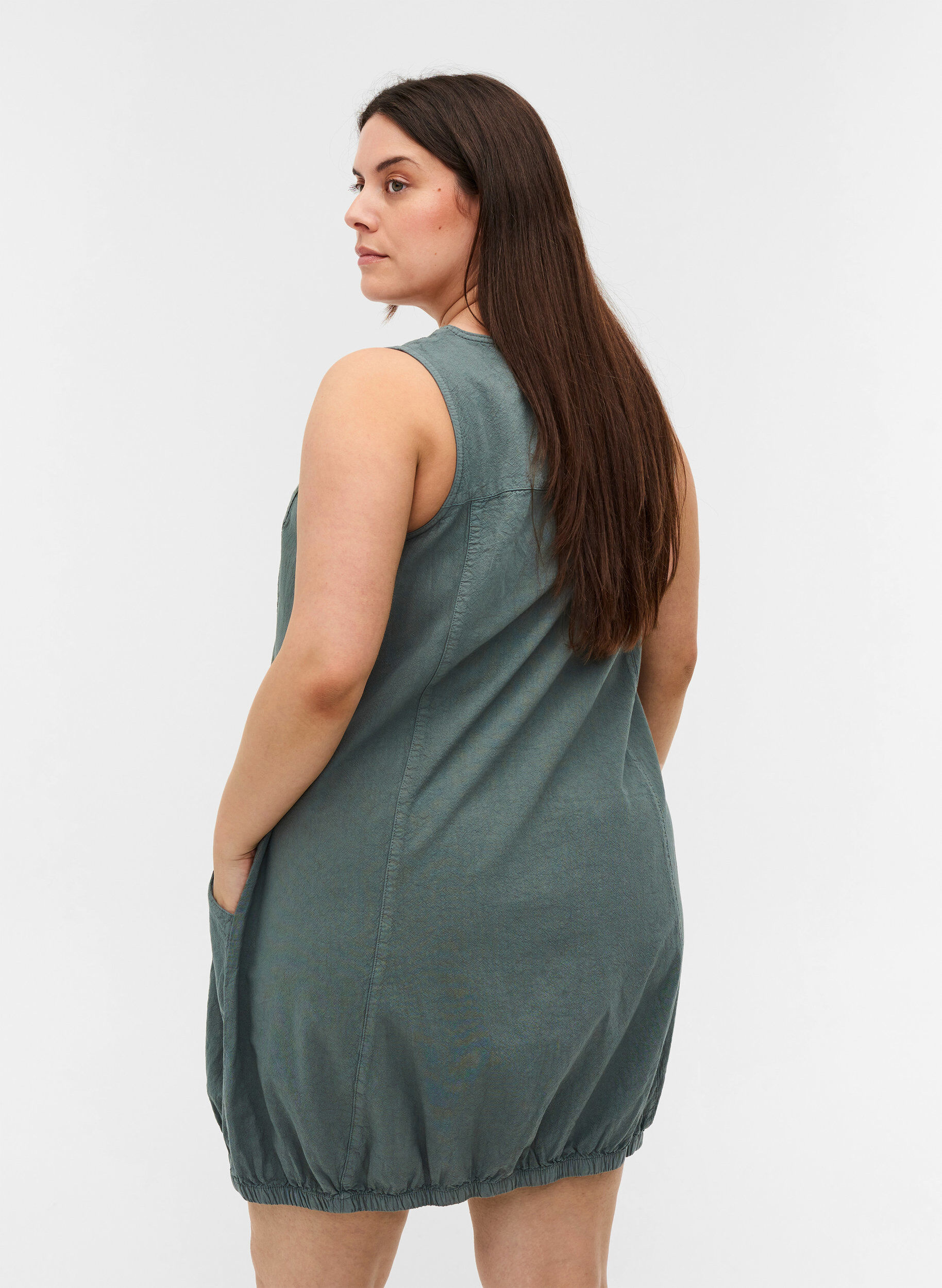 Zizzi Robe sans manches en coton, Balsam Green, Model image number 1