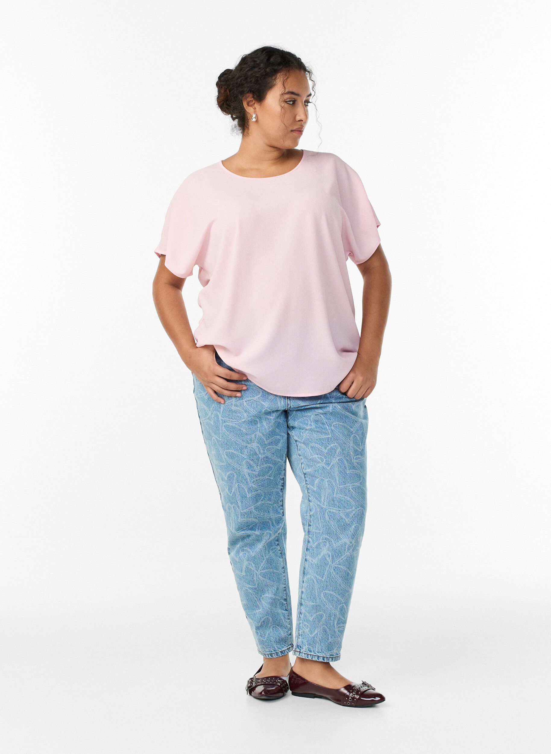 Zizzi Bluse mit kurzen &Auml;rmeln und Rundhalsausschnitt, Pink, Model image number 1