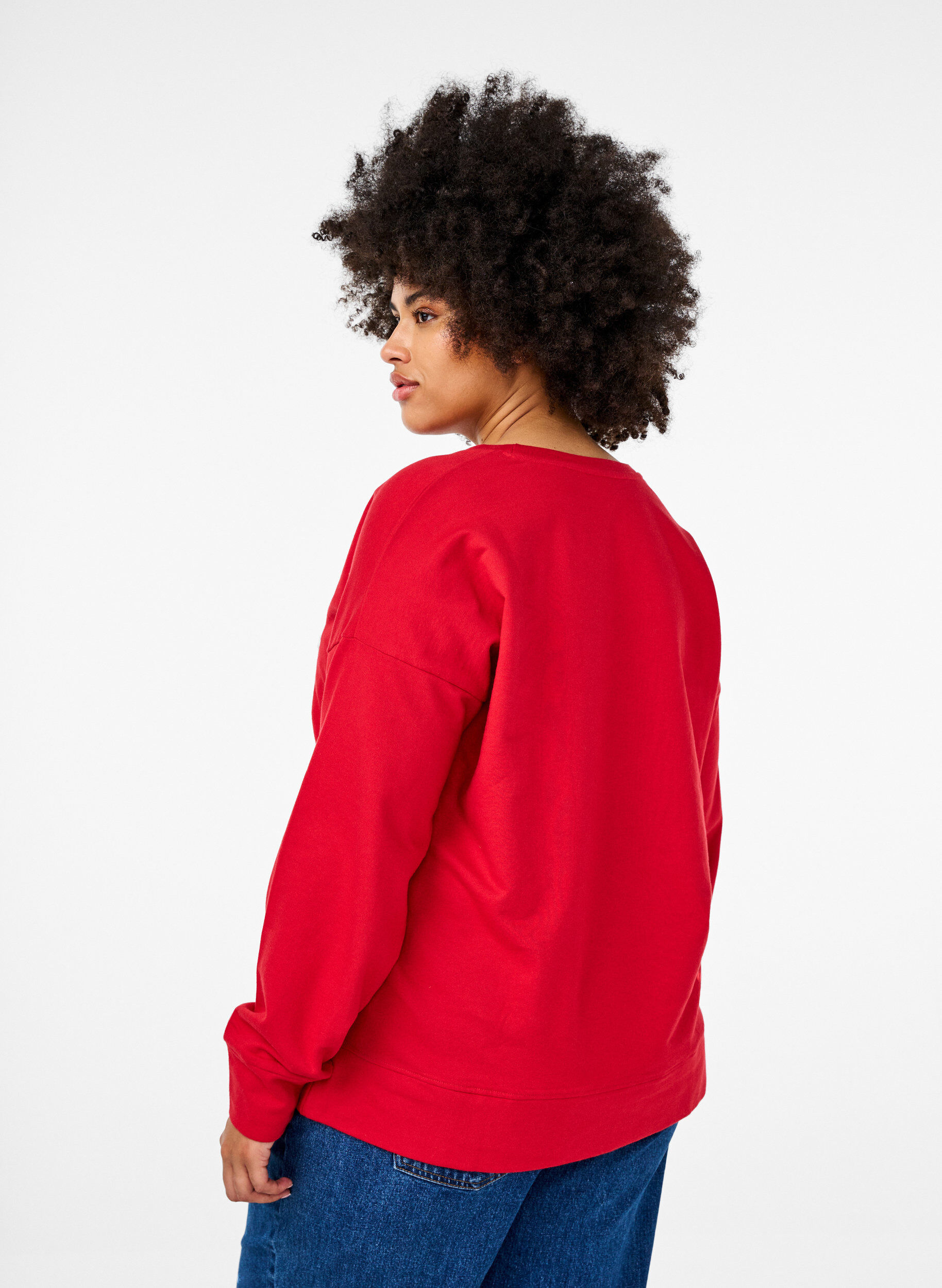 Zizzi Sweat-shirt avec imprim&eacute; texte en relief, Rouge, Model image number 2