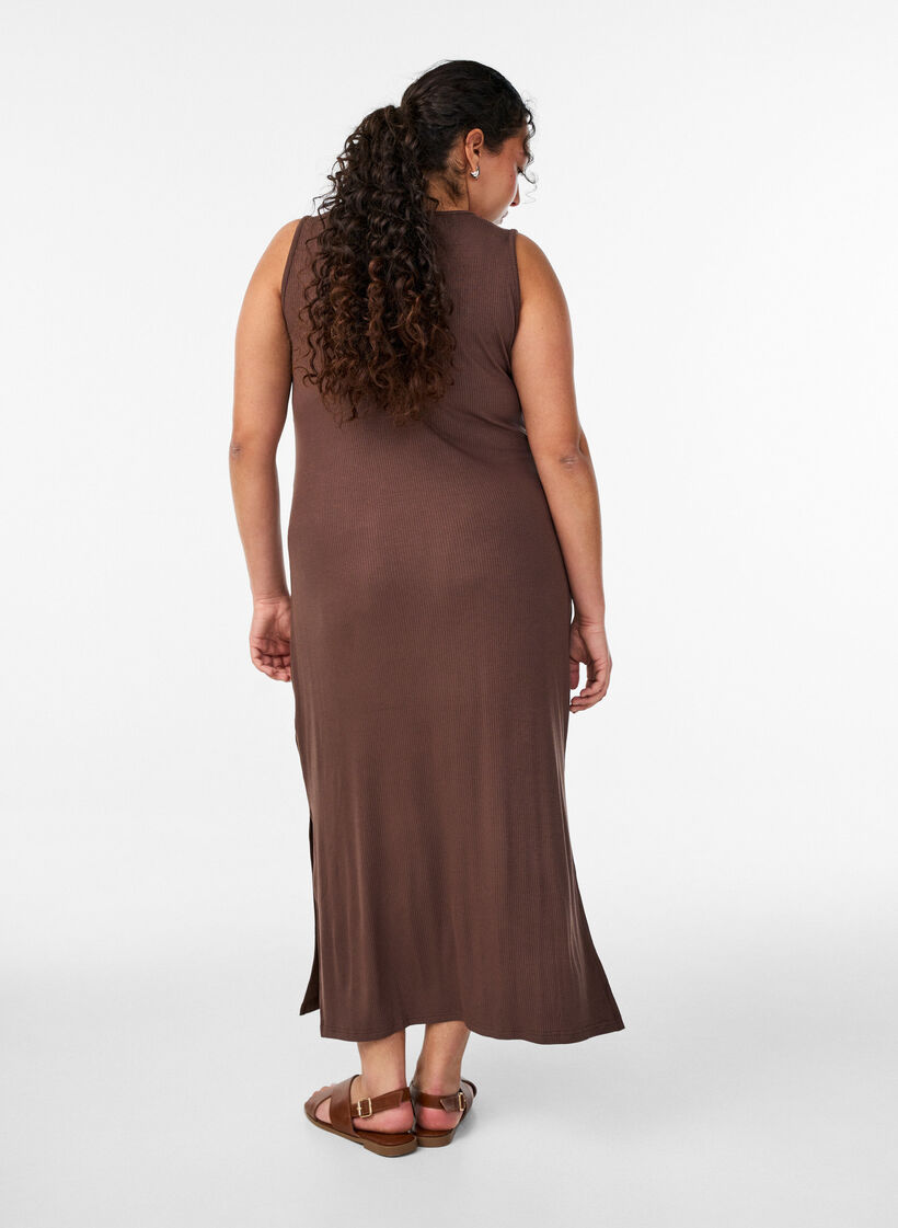 Robe c&ocirc;tel&eacute;e sans manches en viscose, Marron, Model image number 1