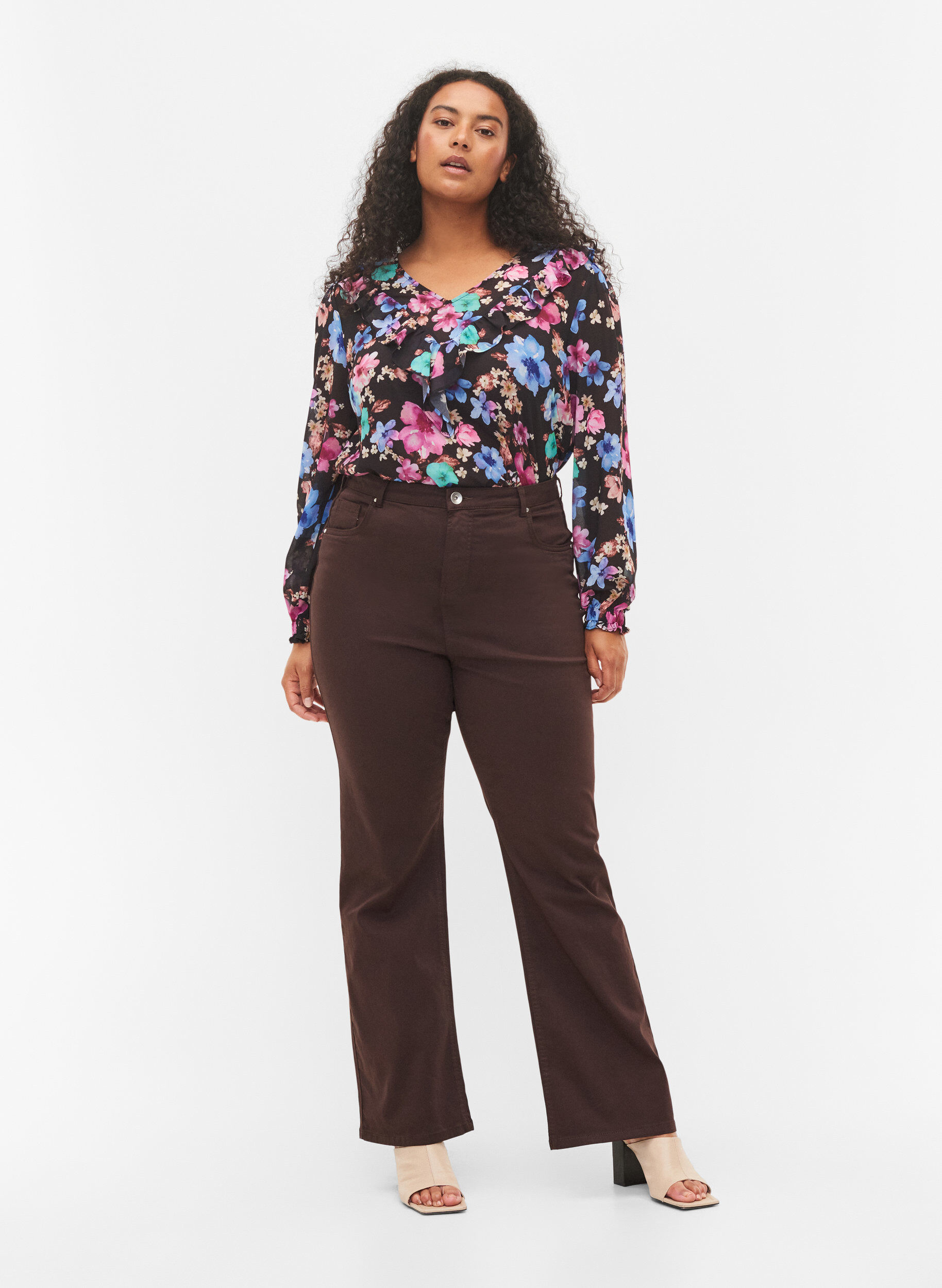 Zizzi Blouse &agrave; fleurs avec jolis d&eacute;tails , Bright Fall Print, Model image number 1