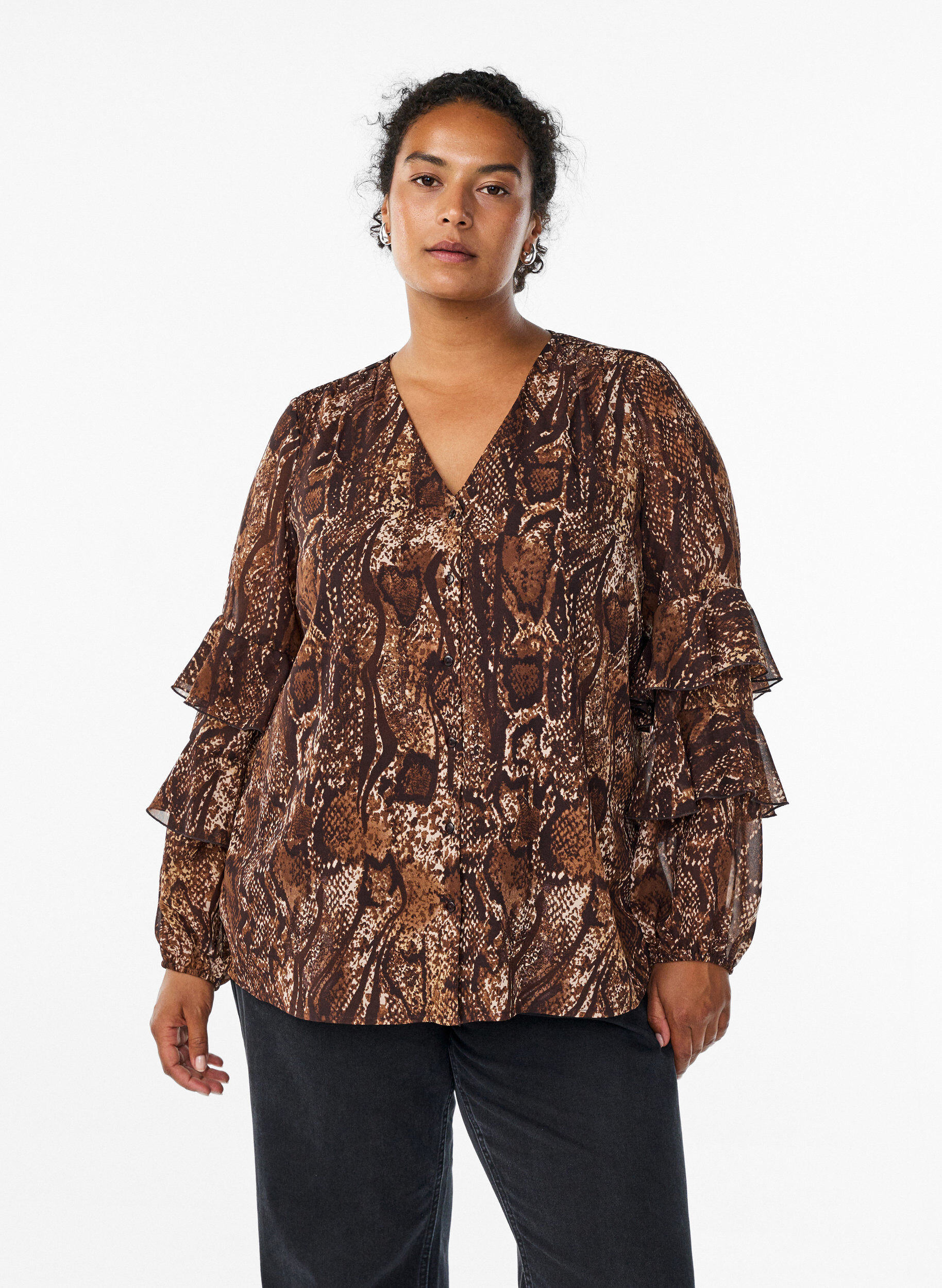 Zizzi Bluse mit Animal-Print und R&uuml;schen, Braun, Model image number 0