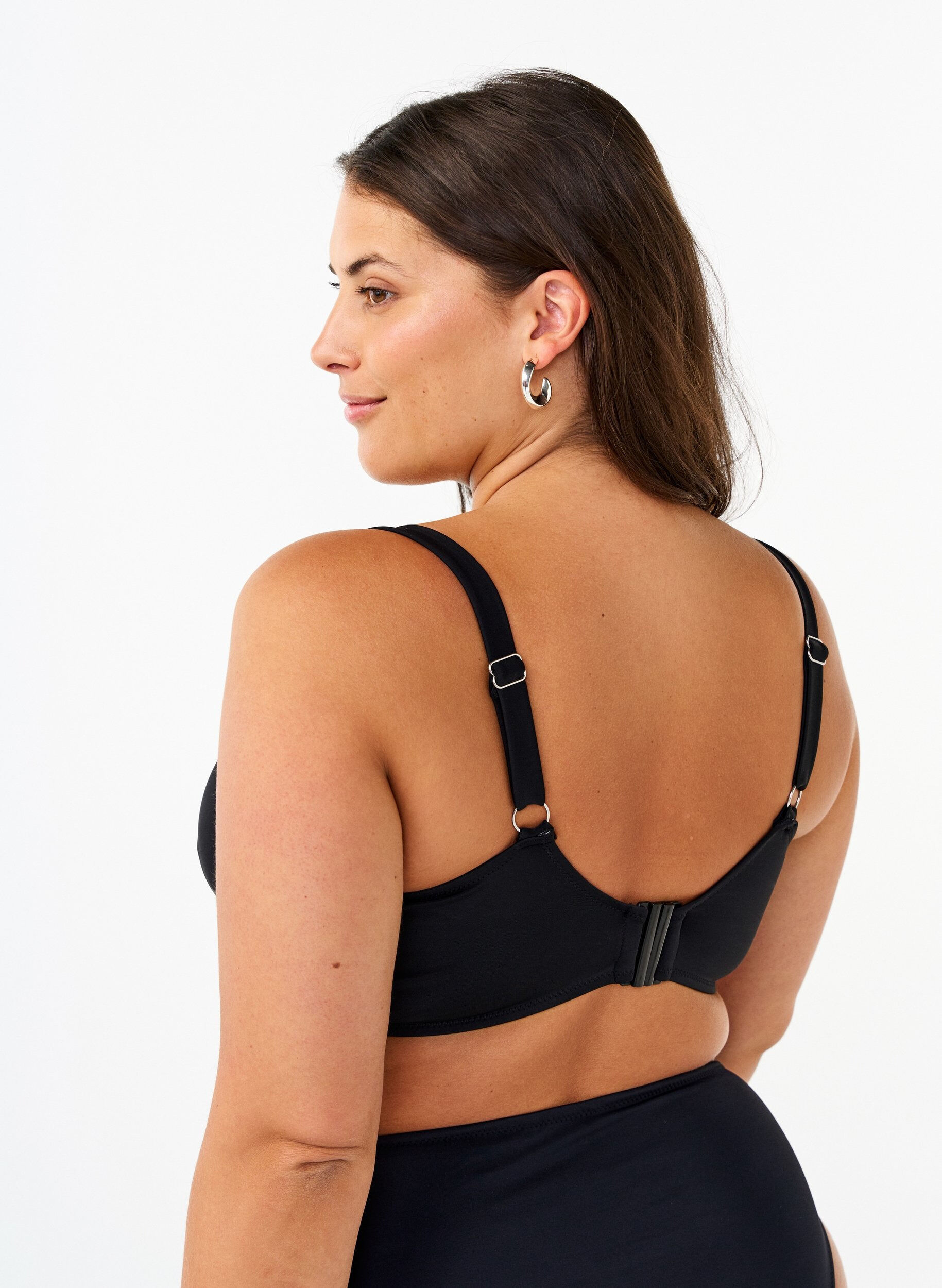 Zizzi Bikini-BH mit B&uuml;gel und Drapierung, Schwarz, Model image number 1