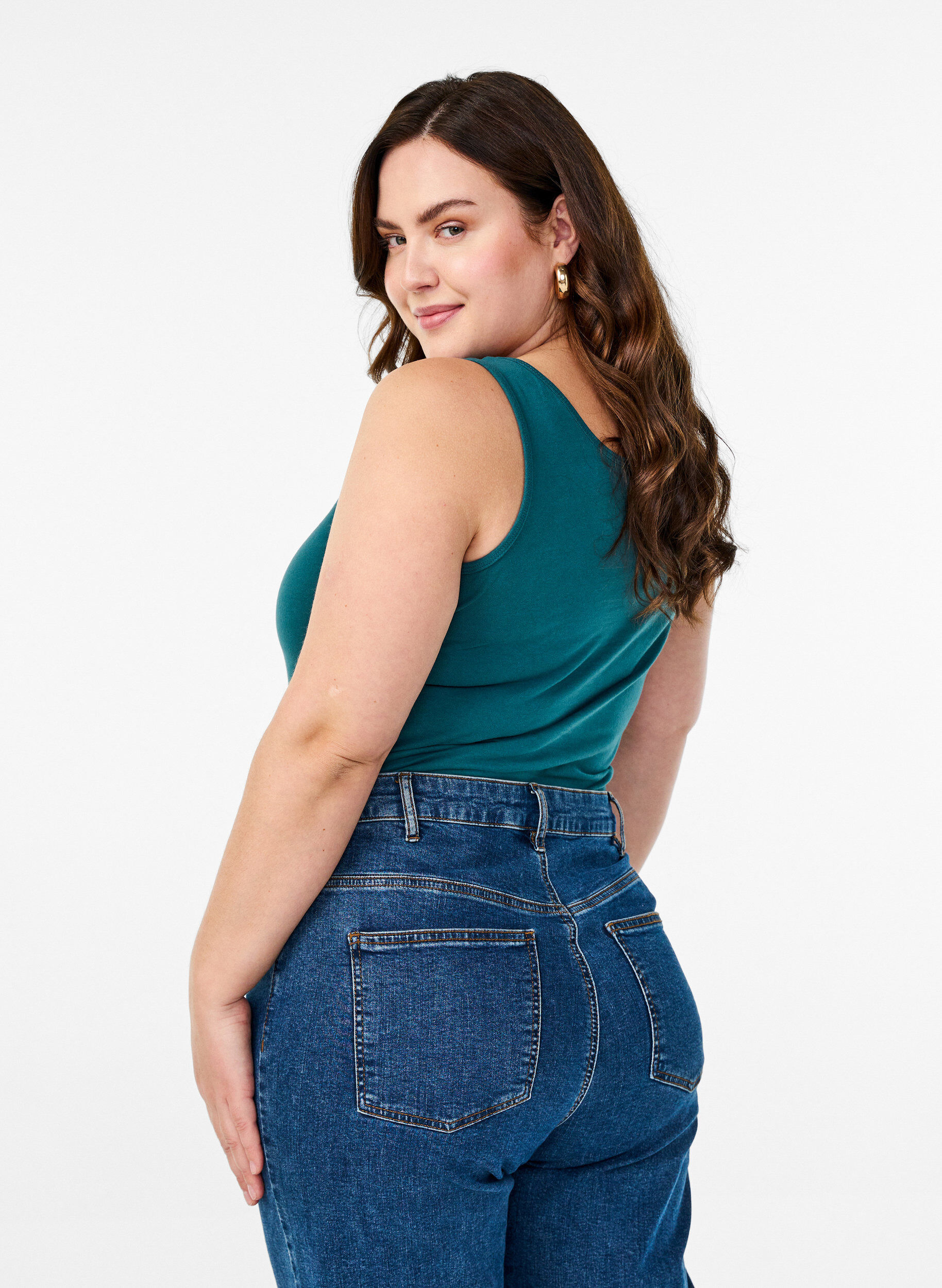 Zizzi Einfarbiges basic Top aus Baumwolle, Gr&uuml;n, Model image number 2