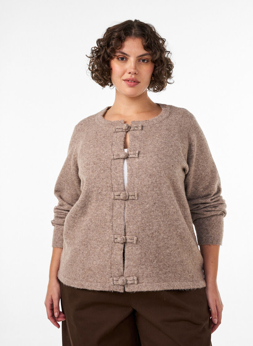 Strickjacke mit Knotenverschl&uuml;ssen, Beige, Model image number 0