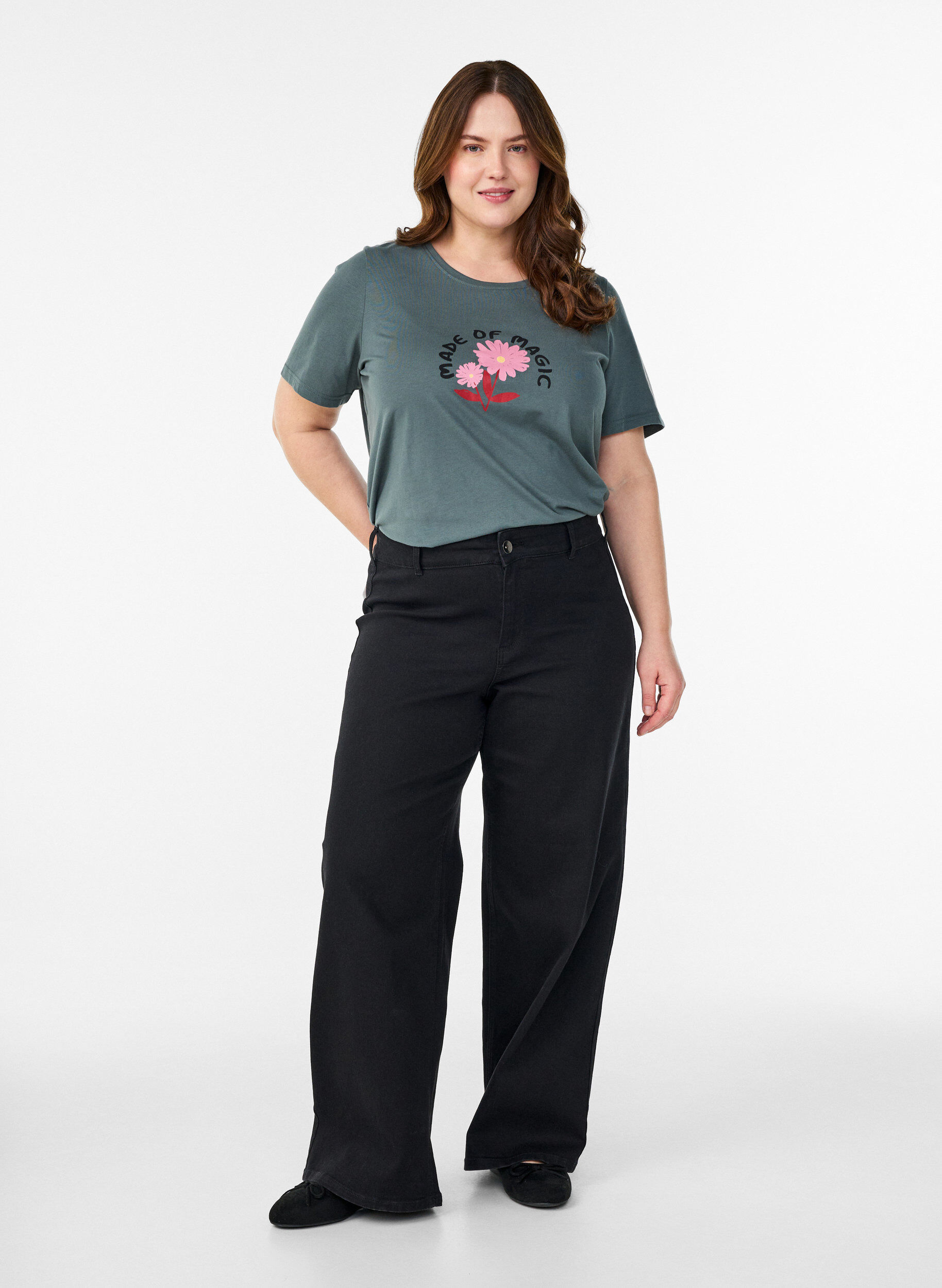 Zizzi T-shirt imprim&eacute;, Vert, Model image number 1