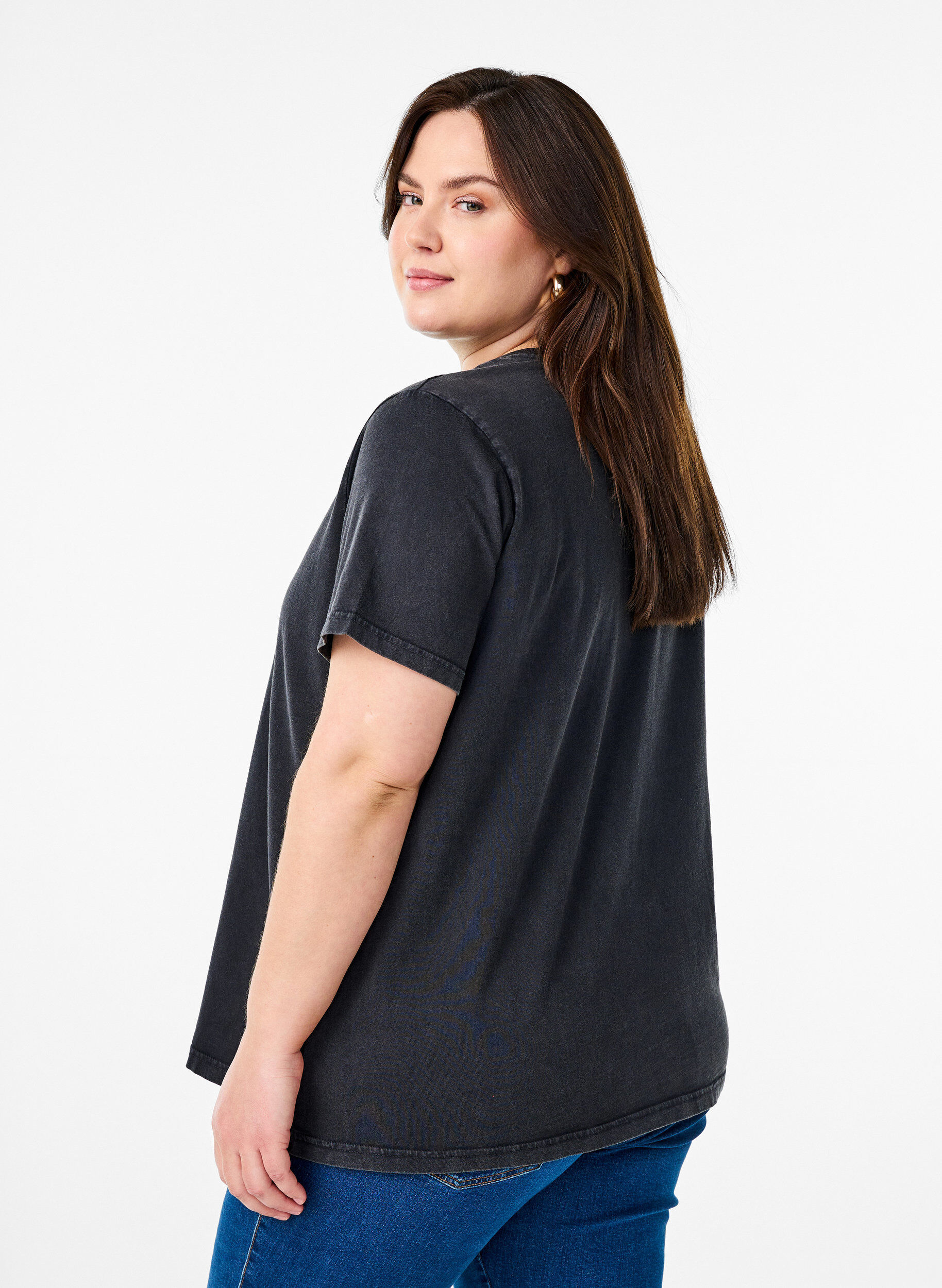 Zizzi T-Shirt aus Bio-Baumwolle mit coolem Print, Grau, Model image number 2