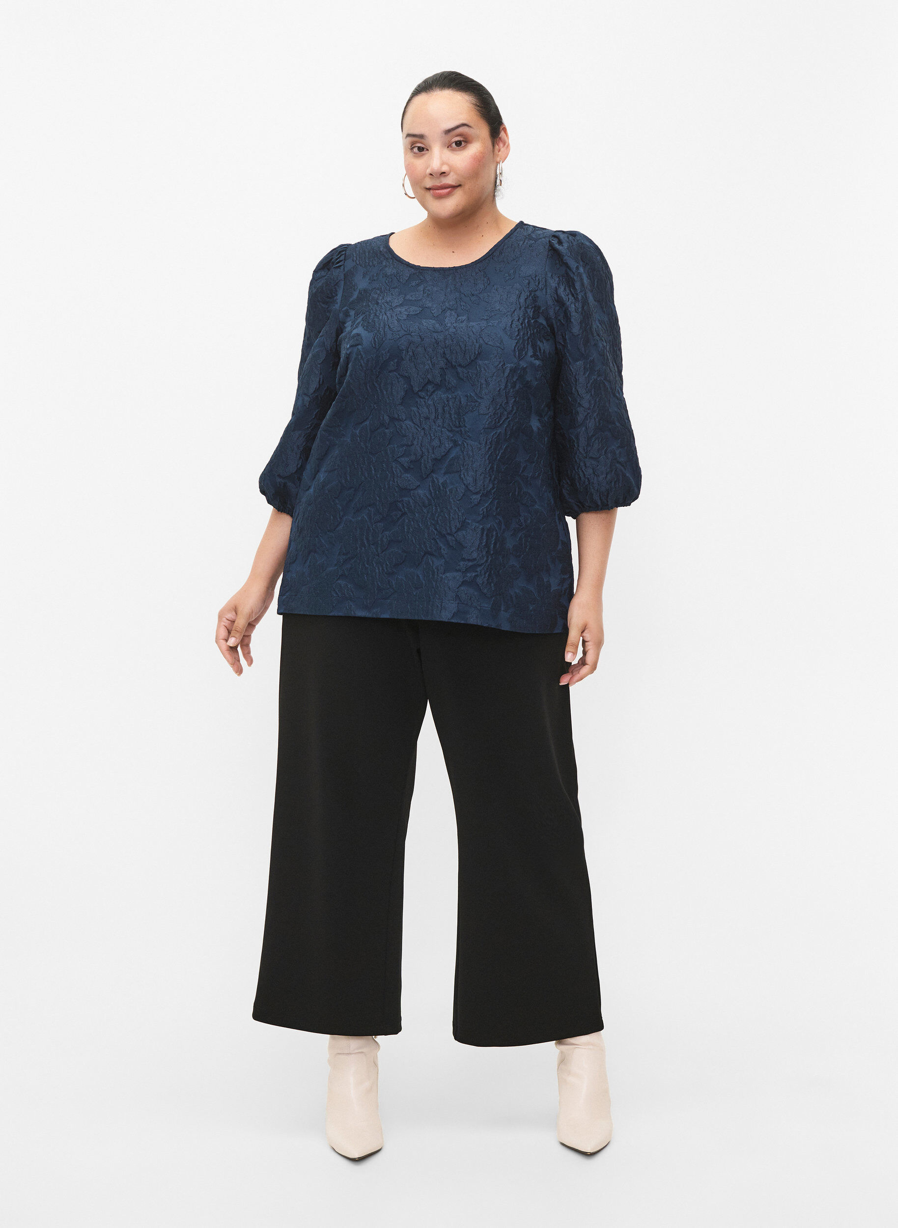 Zizzi  Jacquard-Bluse mit 3/4-&Auml;rmeln, Titan, Model image number 2