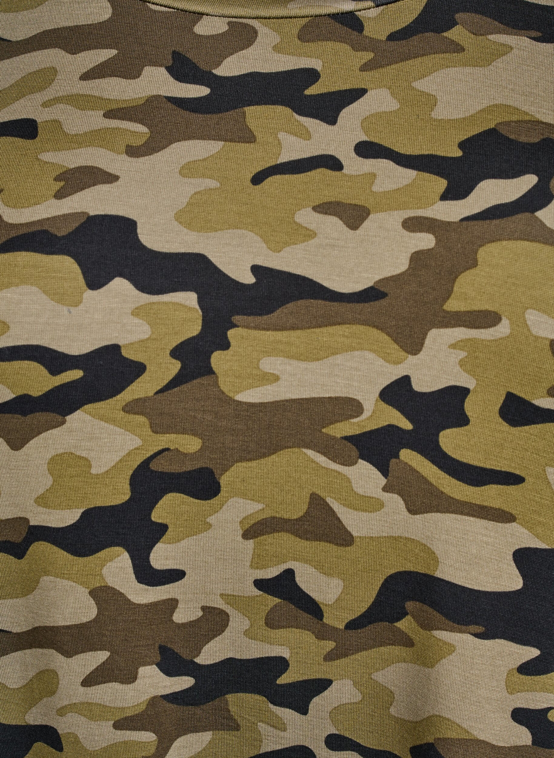 ZizziT-shirt avec TENCEL&trade; Lyocell et impression camouflage, Vert, Packshot image number 2