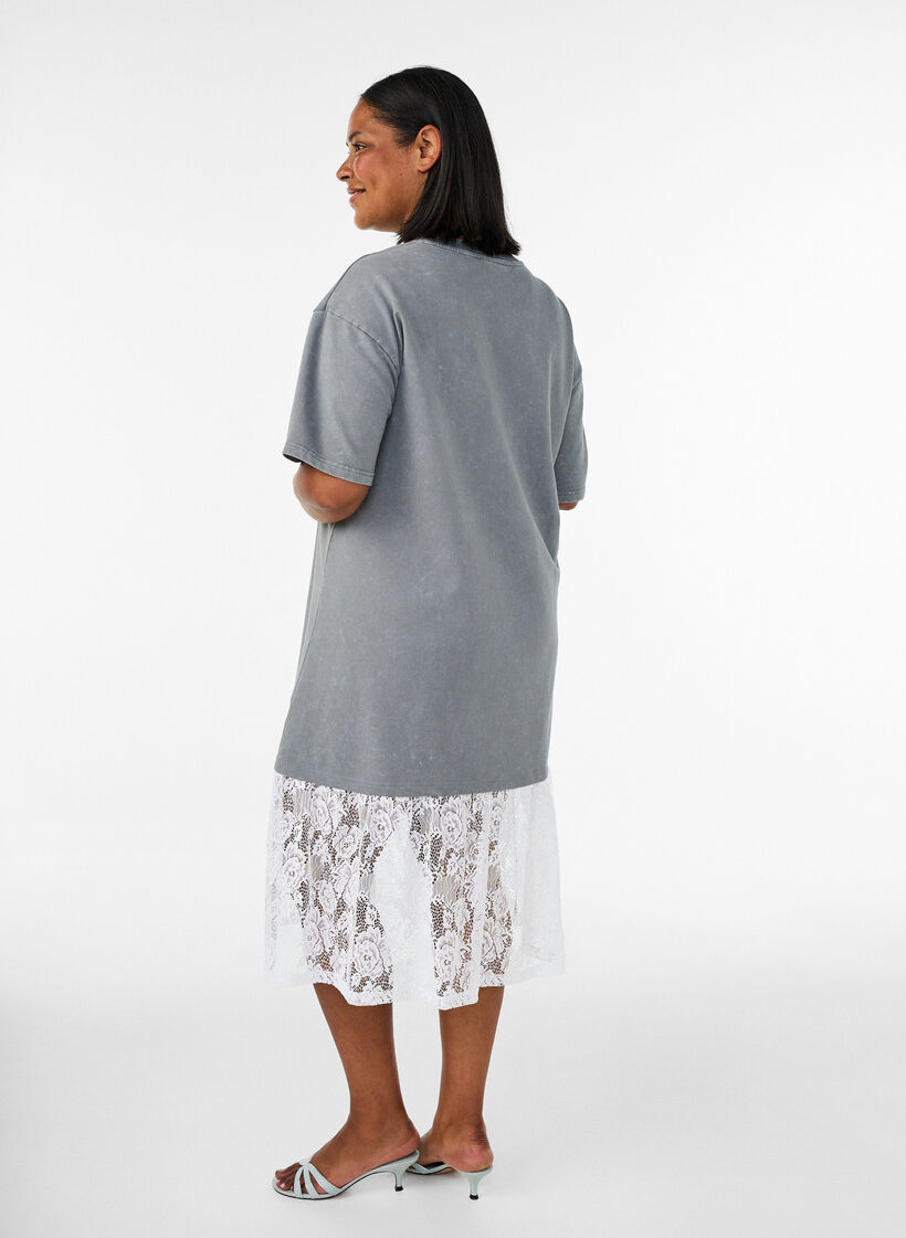 Lockeres T-Shirt-Kleid mit Spitzen, Grau, Model image number 1