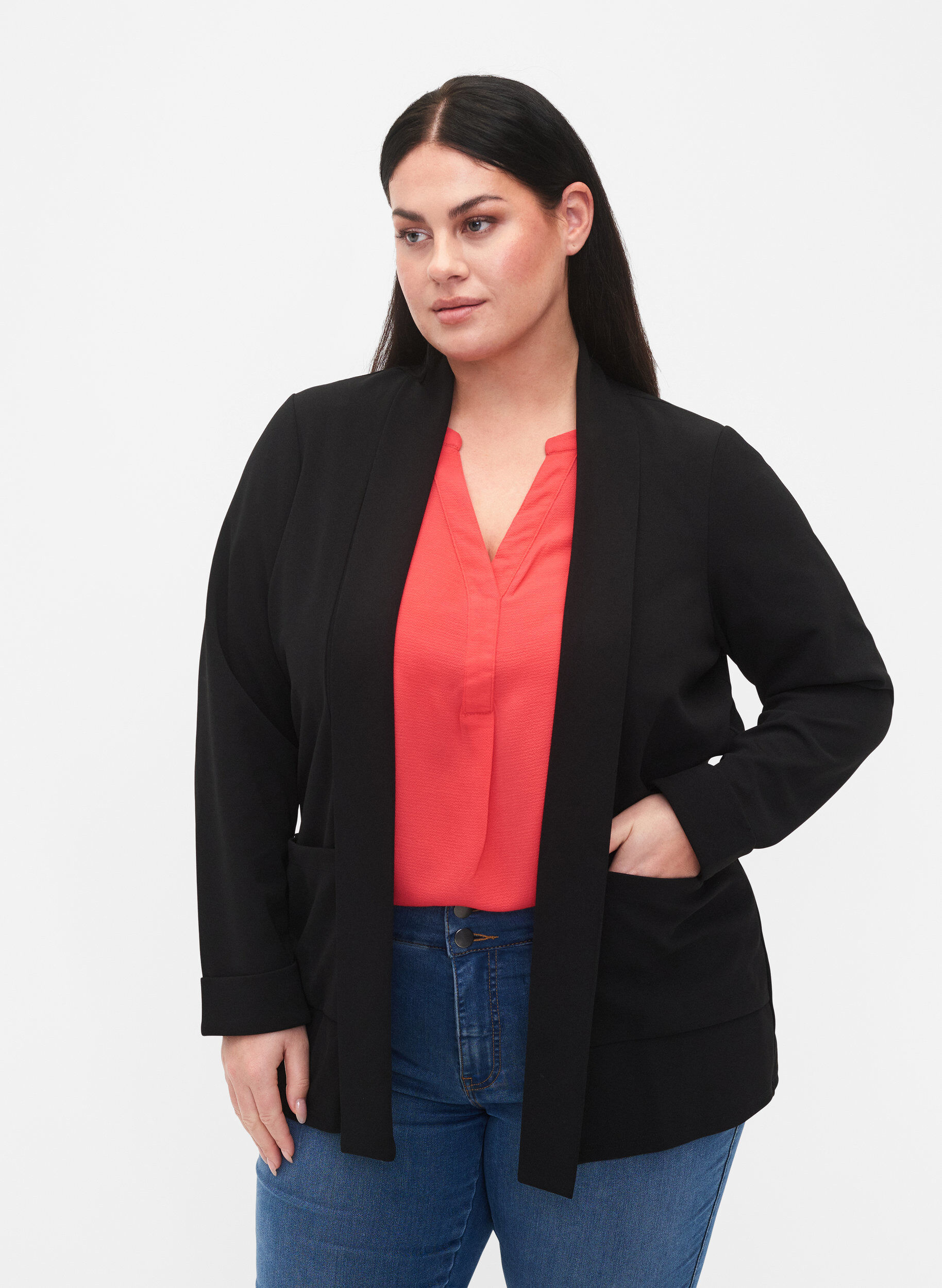 Zizzi Offenstehender Blazer mit 3/4-&Auml;rmeln, Black, Model image number 0