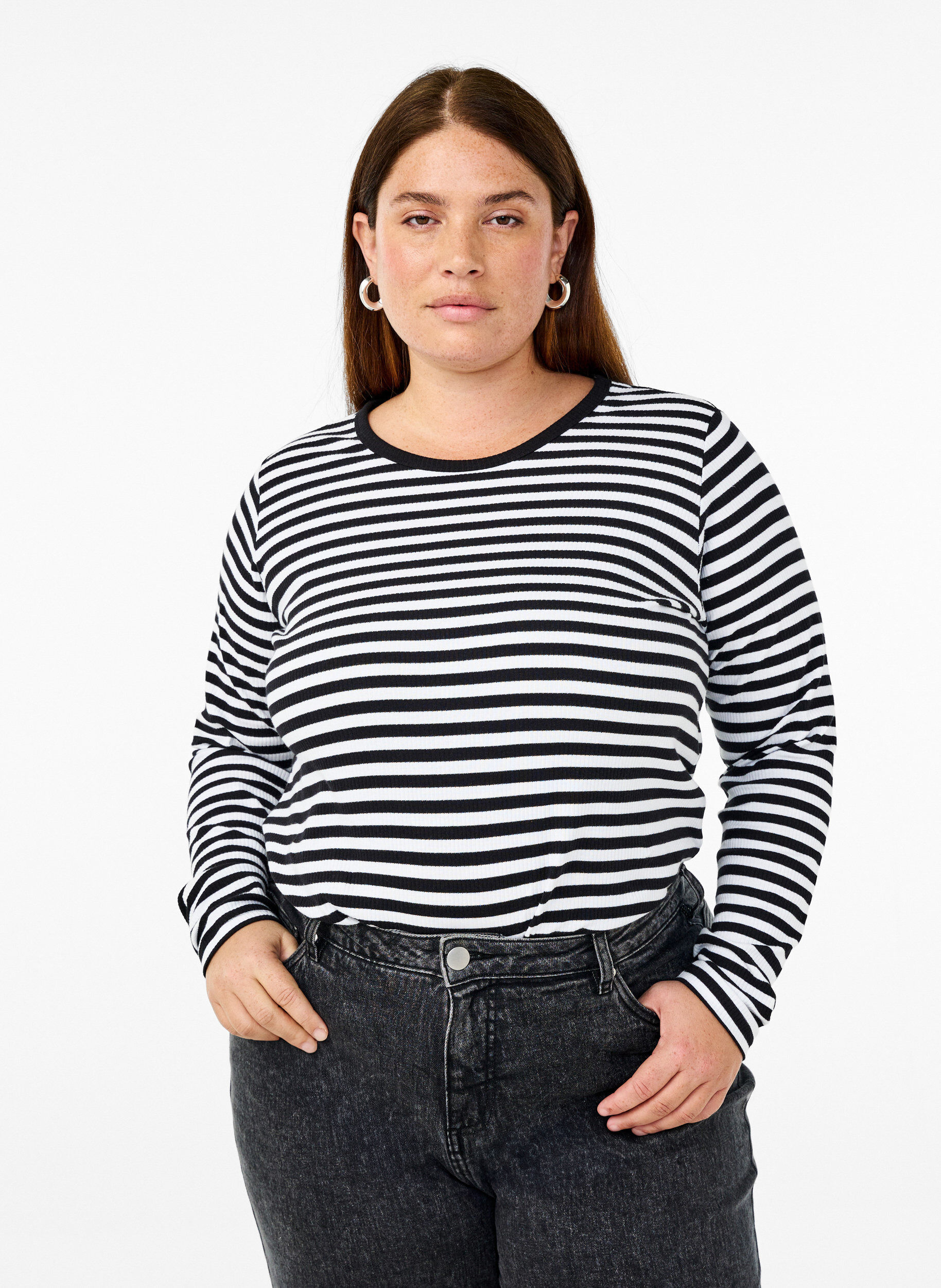 Zizzi Gestreifte Bluse mit langen &Auml;rmeln, Schwarz, Model image number 0