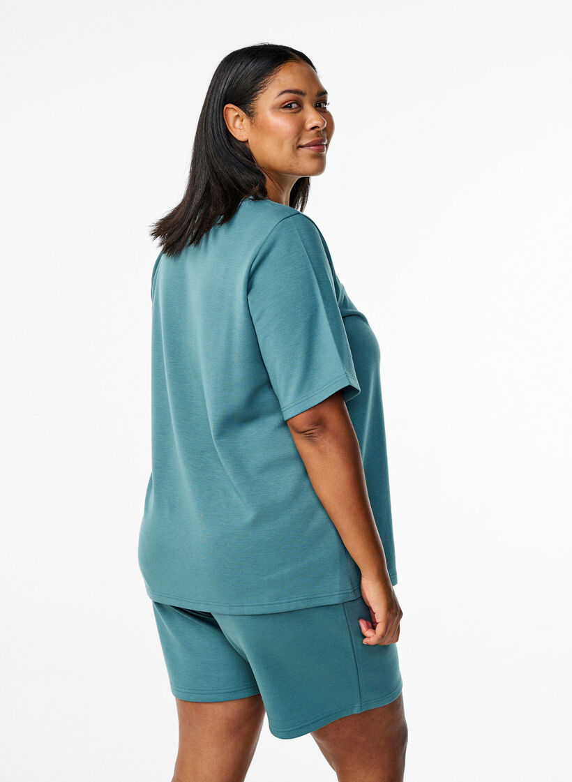 Short en m&eacute;lange de modal avec poches, Vert, Model image number 2