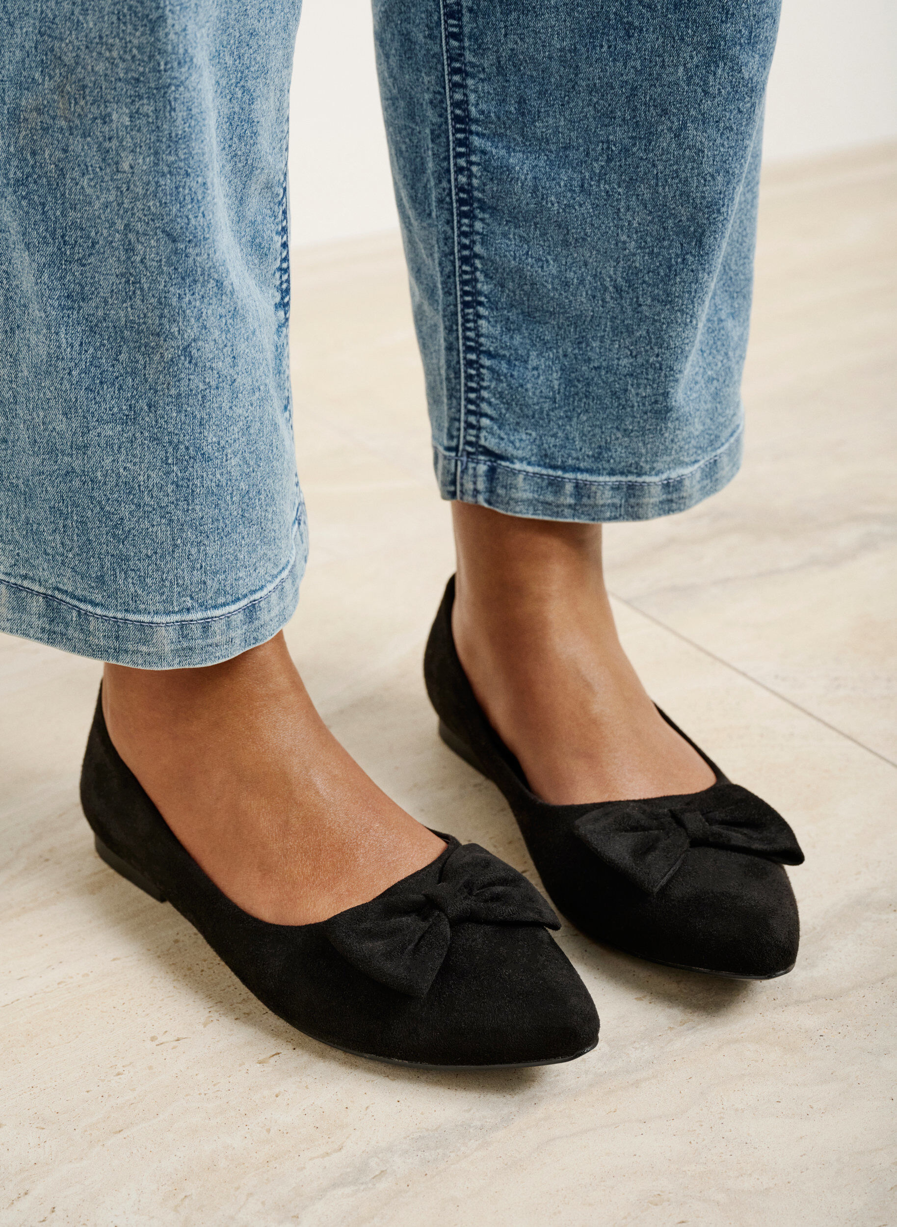 Zizzi Large - Ballerines &agrave; n&oelig;ud, Noir, Image image number 0