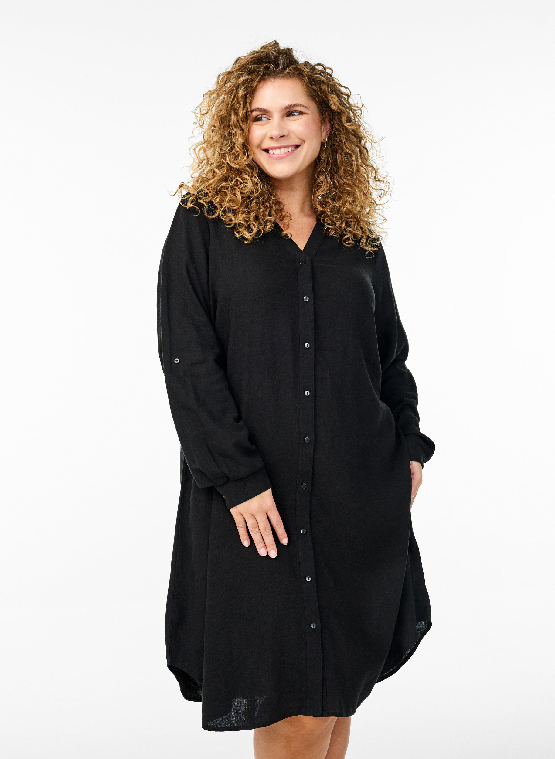 Zizzi Lange Bluse aus Leinen und Viskose, Schwarz, Model image number 0