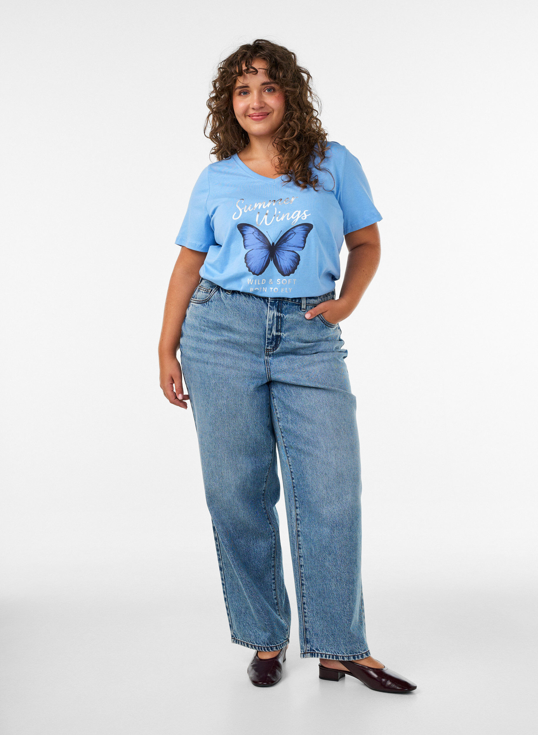 ZizziT-shirt en coton avec imprim&eacute; sur le devant et col en V, Bleu Clair, Model image number 1