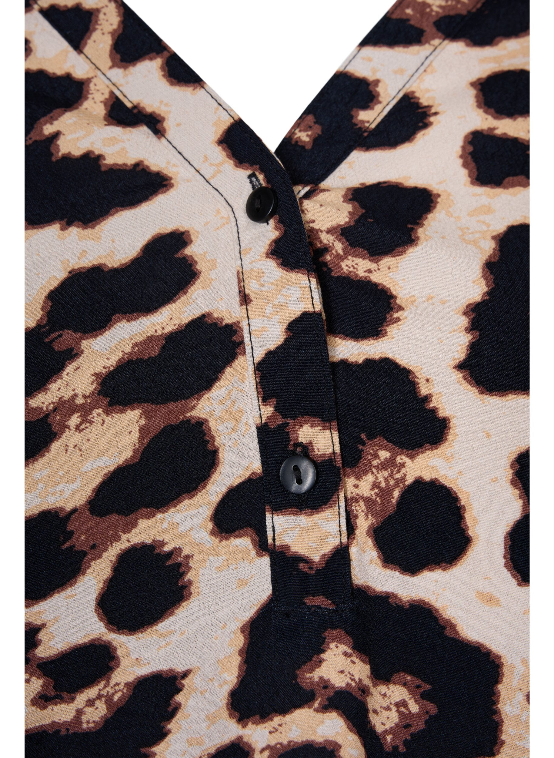 Zizzi Blouse en viscose imprim&eacute;e avec smock, Leo AOP, Packshot image number 2