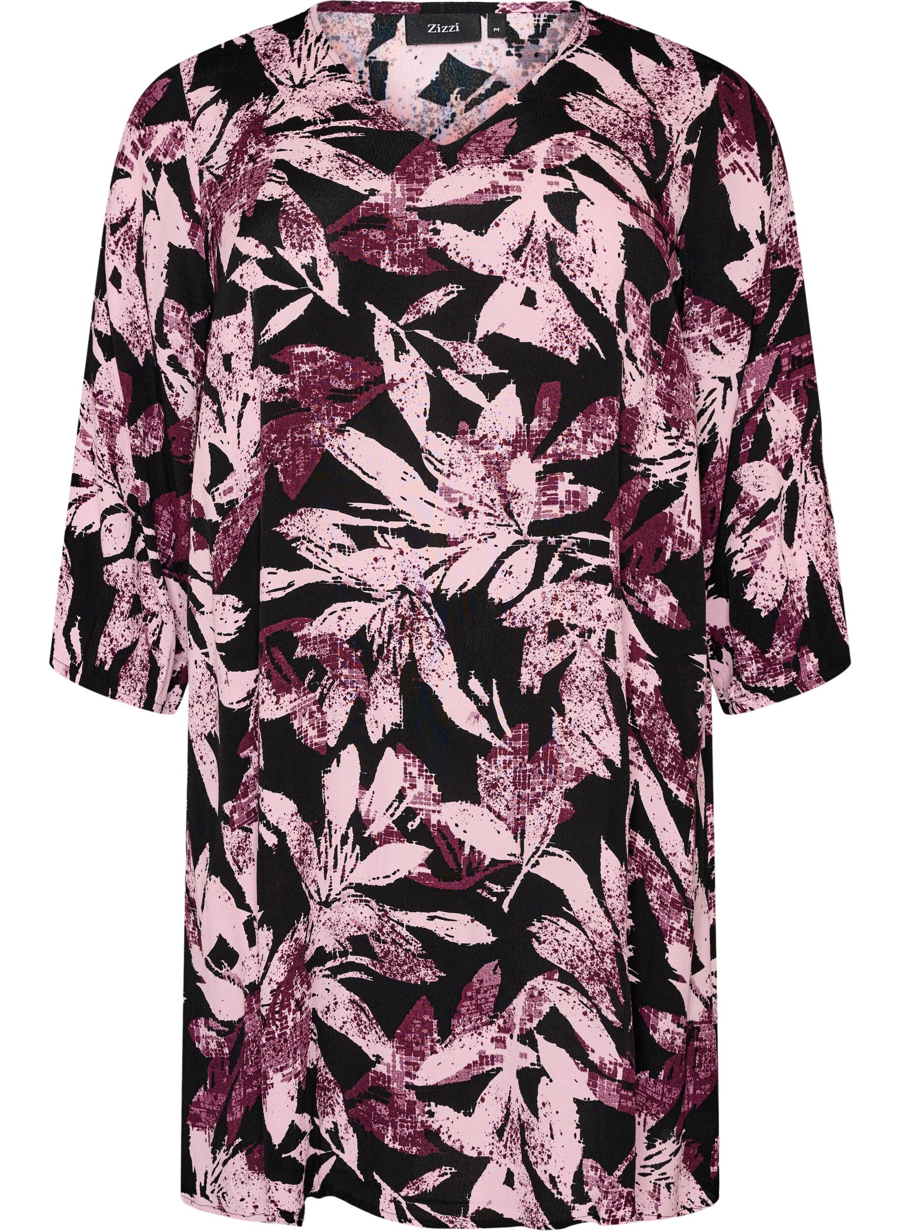 Kurzes gebl&uuml;mtes Kleid aus Viskose mit 3/4-&Auml;rmeln