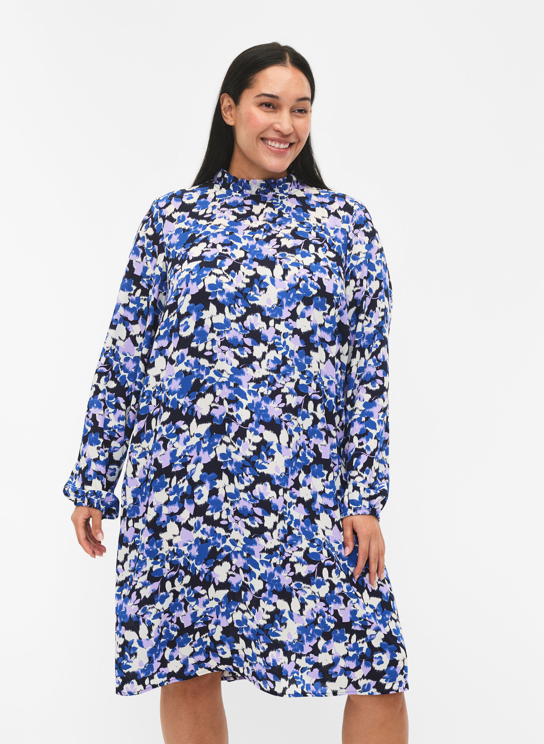 Zizzi FLASH - Robe &agrave; manches longues avec imprim&eacute; floral, Blue Purple Flower, Model image number 0