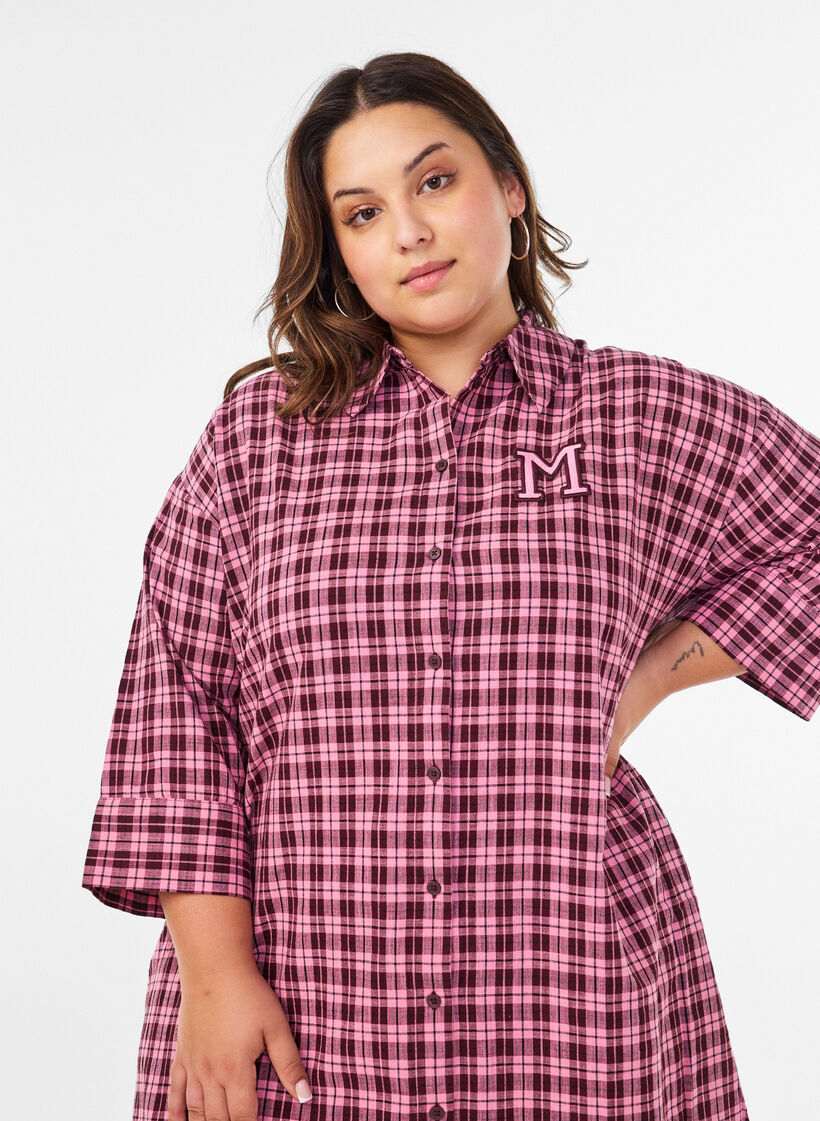 Chemise longue &agrave; carreaux avec manches 3/4, Rose, Model image number 2
