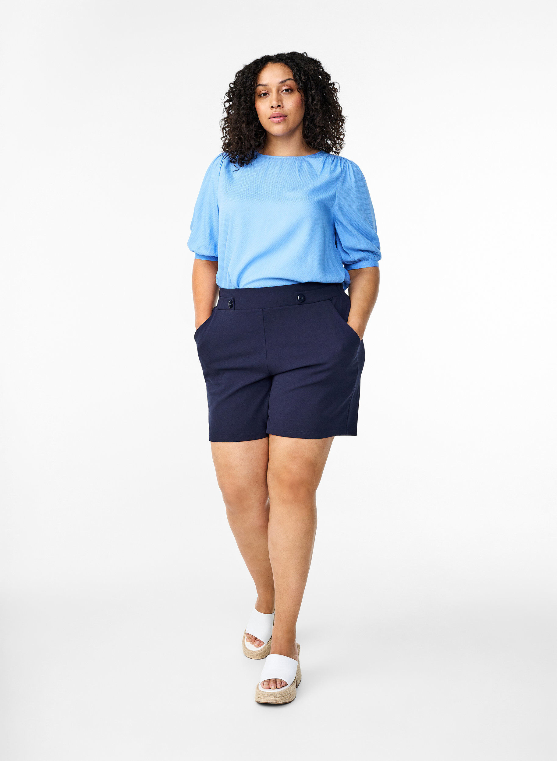 Zizzi Chemisier en viscose &agrave; manches mi-longues, Cornflower Blue, Model image number 2