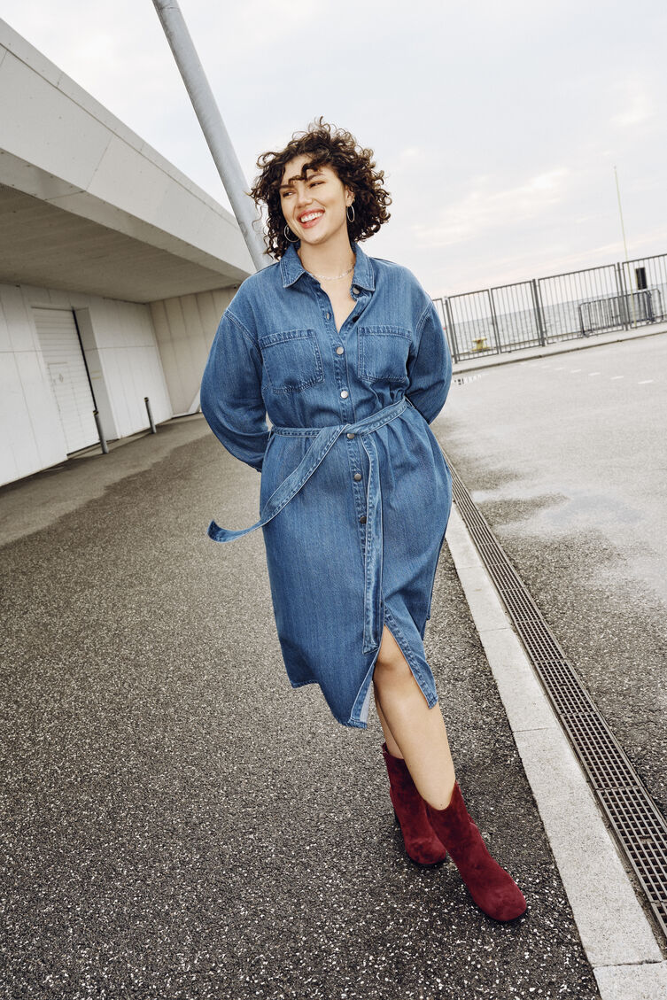 Robe en jean avec lien &agrave; nouer, , Model