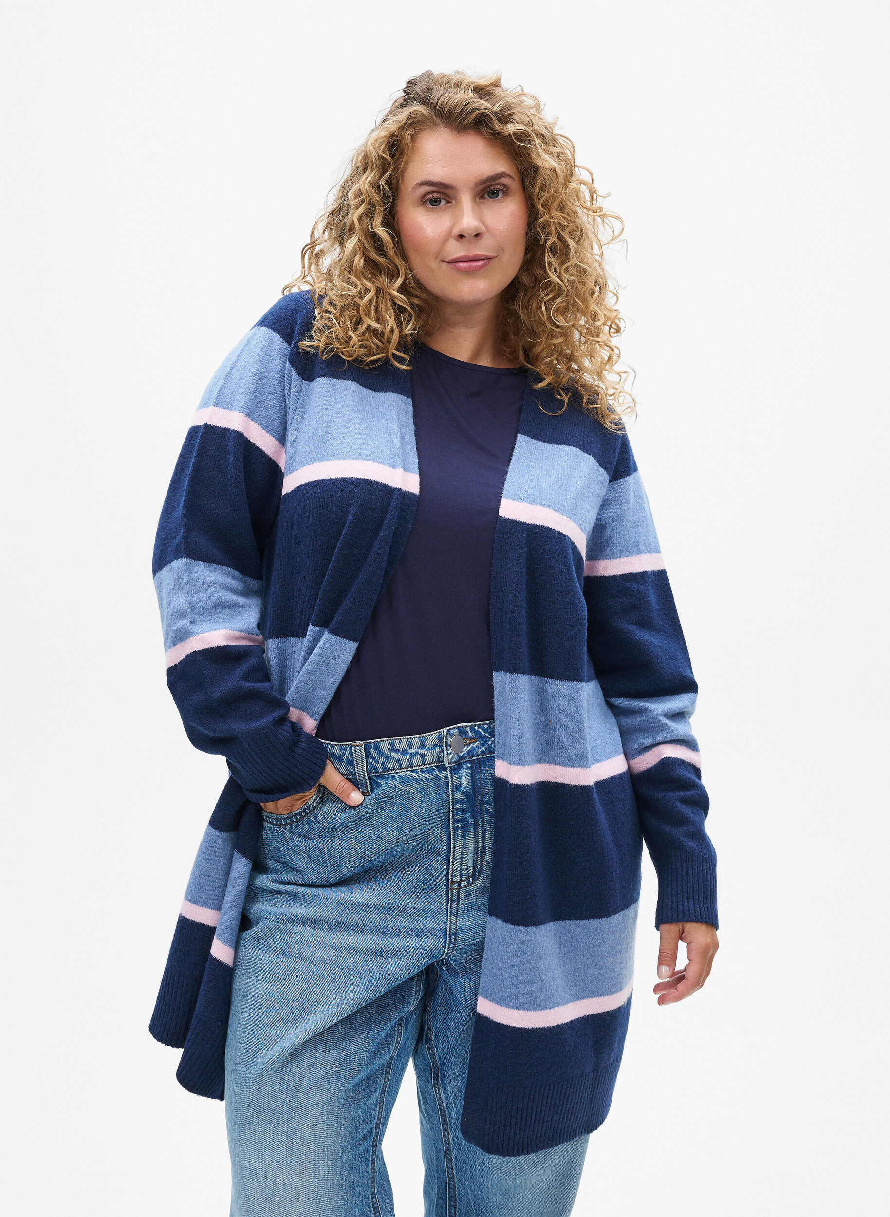 Cardigan long en tricot avec rayures larges, Bleu, Model
