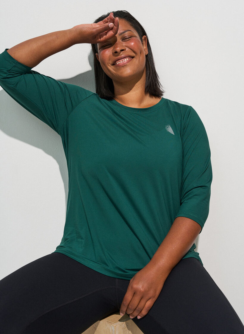 Sports top with 3/4 sleeves, Vert fonc&eacute;, Model image number 3