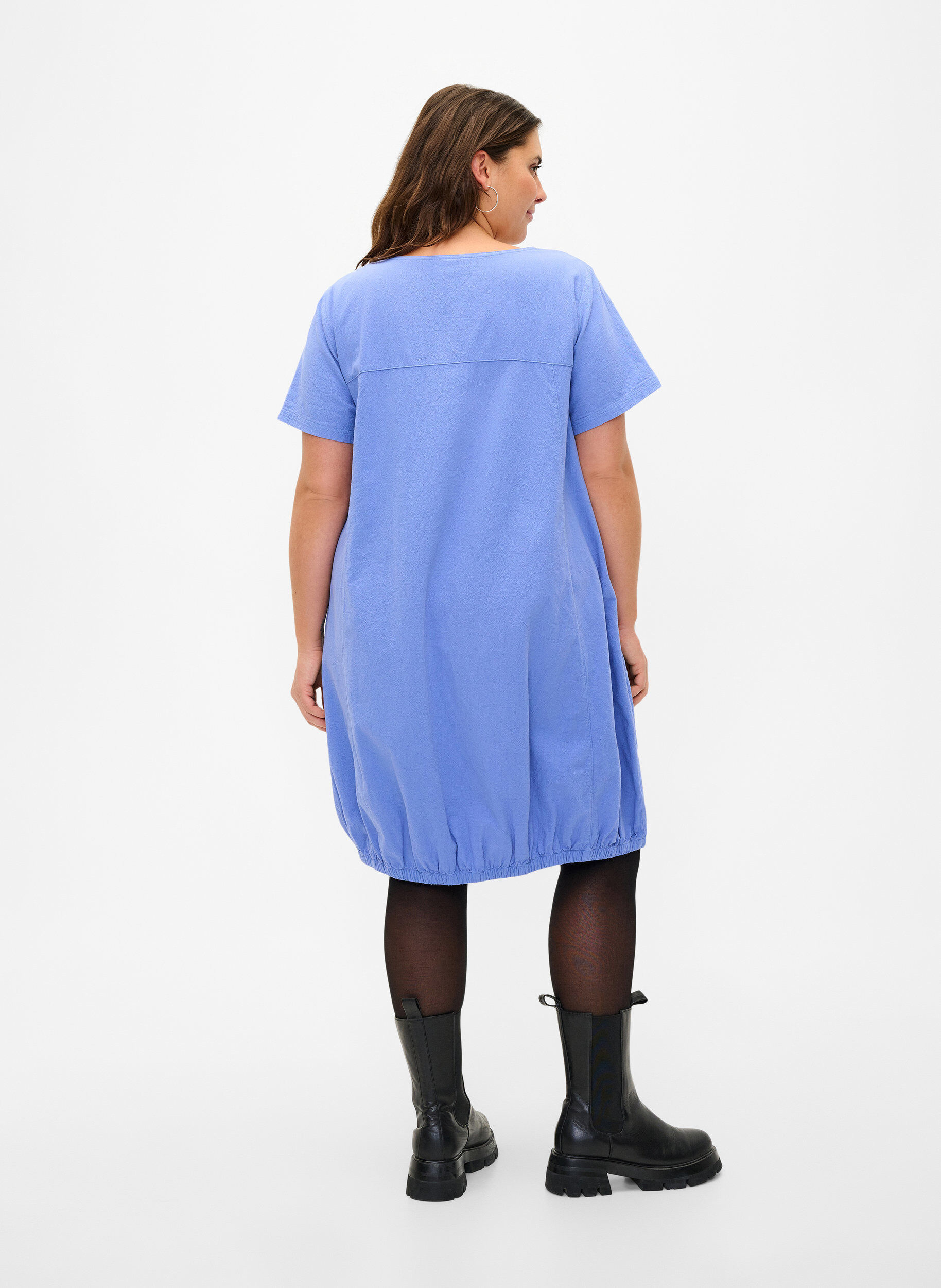 Zizzi Kurzarm Kleid aus Baumwolle, Blau, Model image number 2