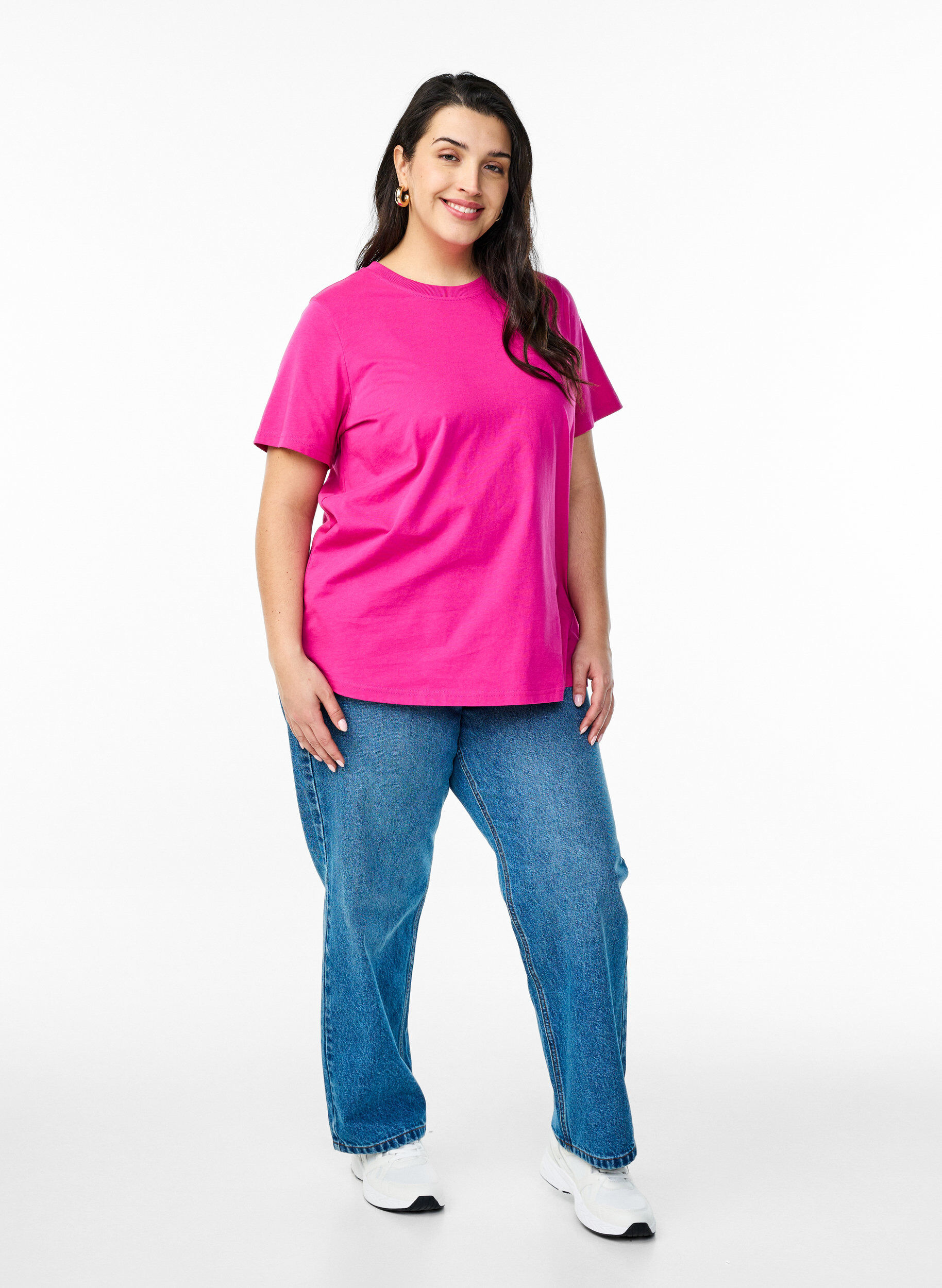 Zizzi Basic T-Shirt aus Baumwolle mit Rundhalsausschnitt, Pink, Model image number 1
