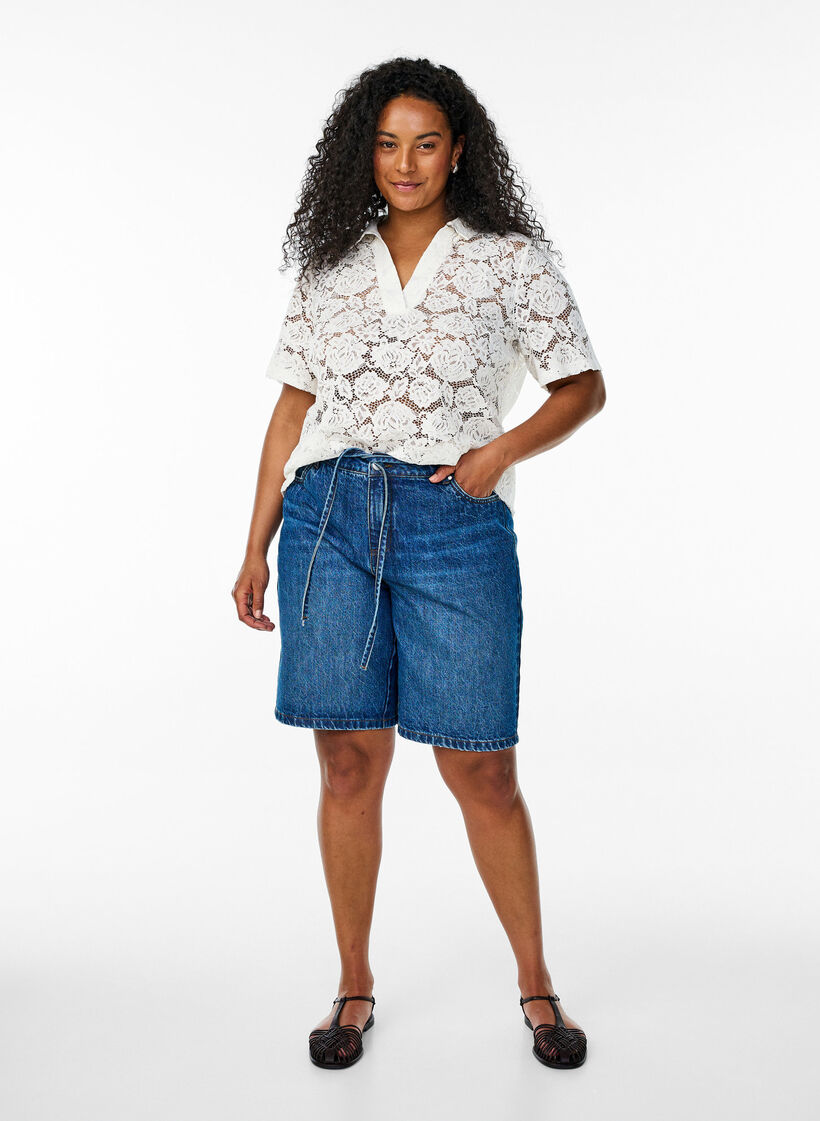 Spitzenbluse mit Kragen und V-Ausschnitt, Vanille, Model image number 1