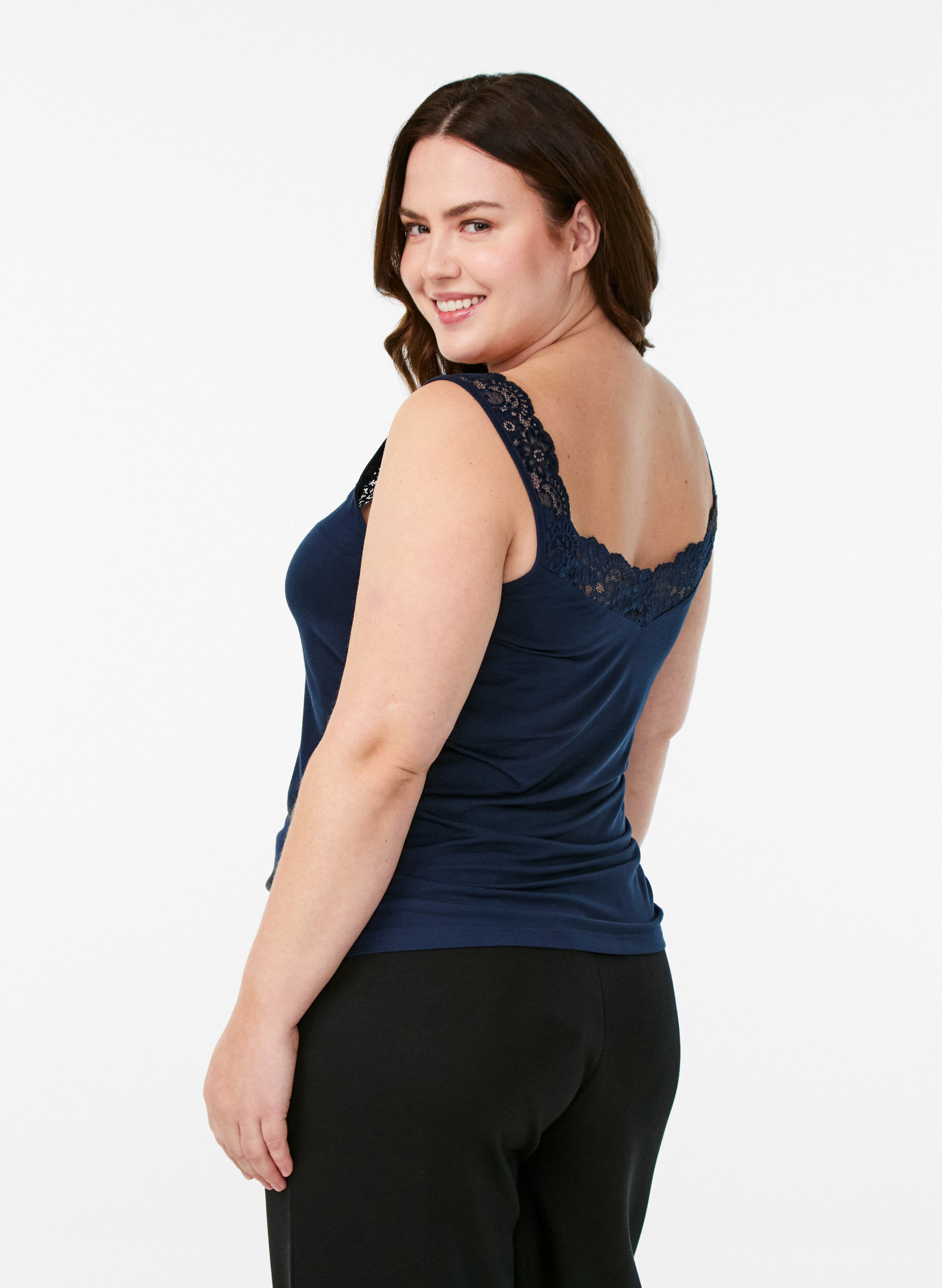 Zizzi Top en viscose avec bordure en dentelle, Bleu, Model image number 2