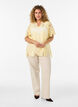 Blouse en dentelle avec col &agrave; volants et manches courtes, Jaune clair, Model image number 1