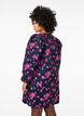 Robe courte en jacquard et à manches longues, Black w. Red Rose, Model image number 1