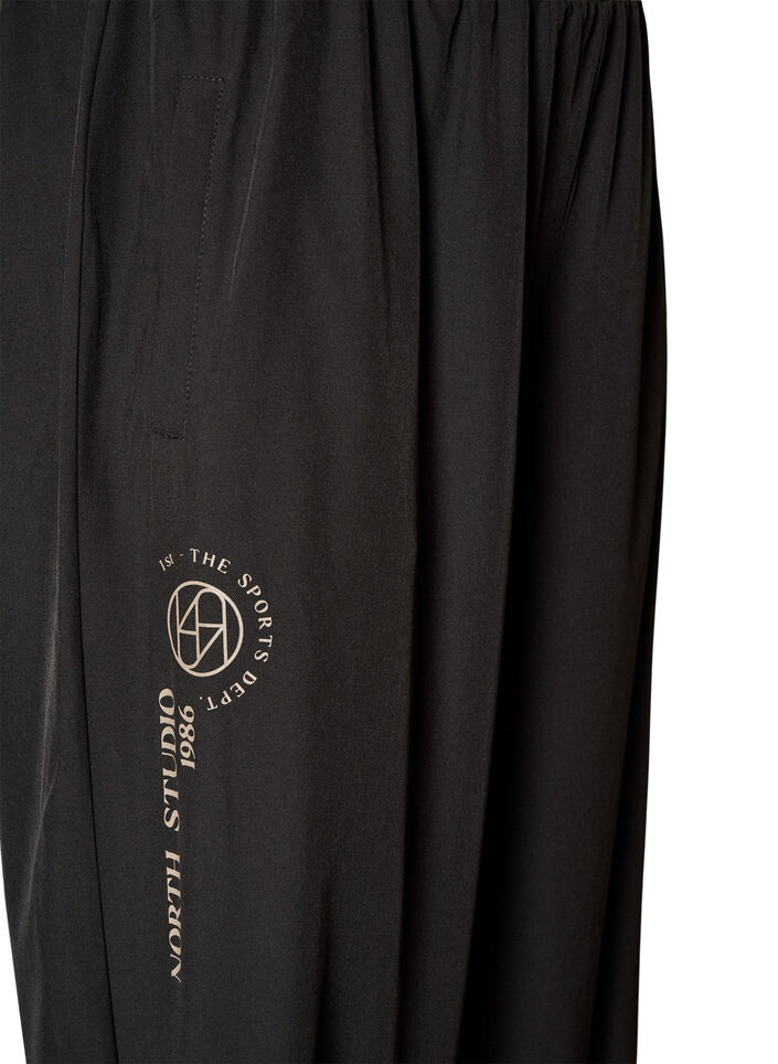 Pantalon d'entra&icirc;nement avec jambes ballon, Noir, Packshot image number 3