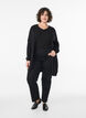 Long cardigan tricoté dans un mélange de viscose, Noir, Model image number 1