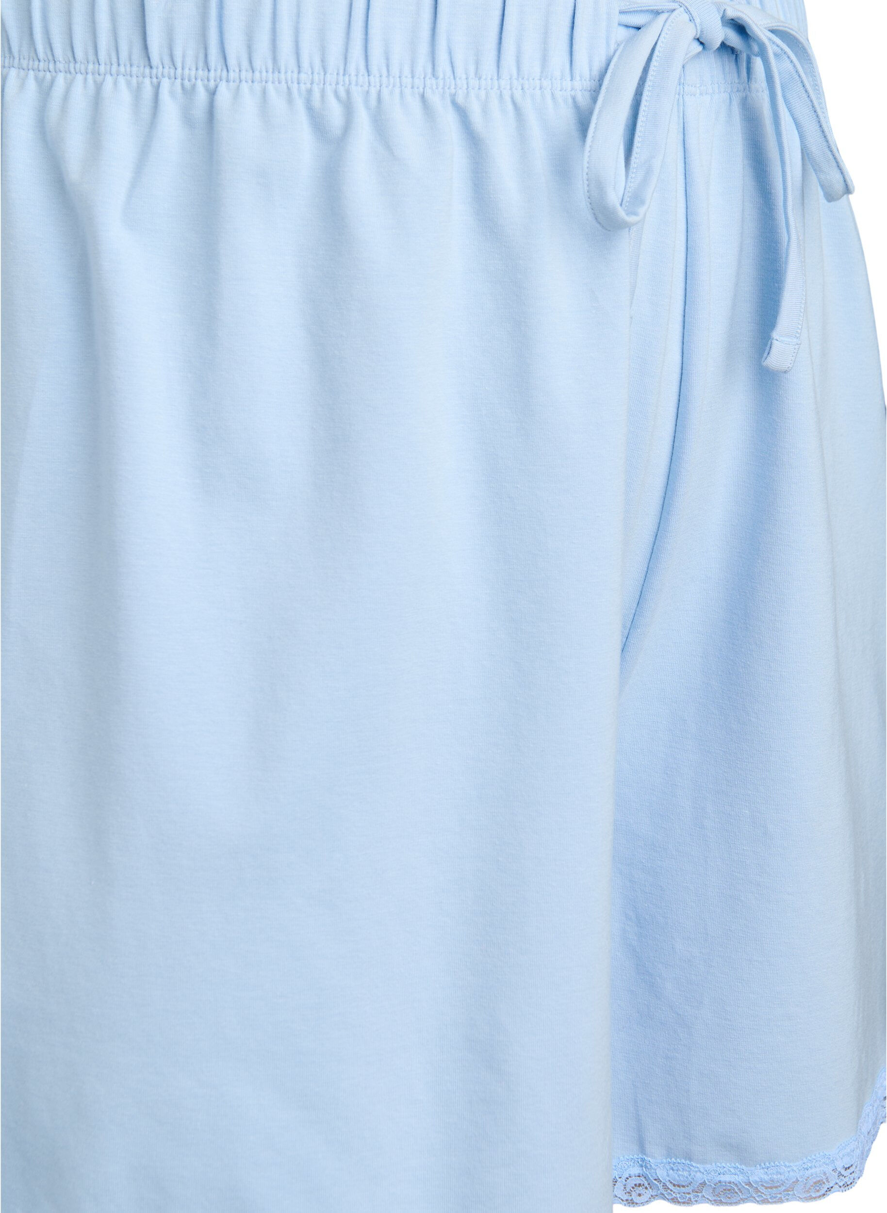 Zizzi Short ample en m&eacute;lange de modal avec bordure en dentelle, Dutch Canal, Packshot image number 2