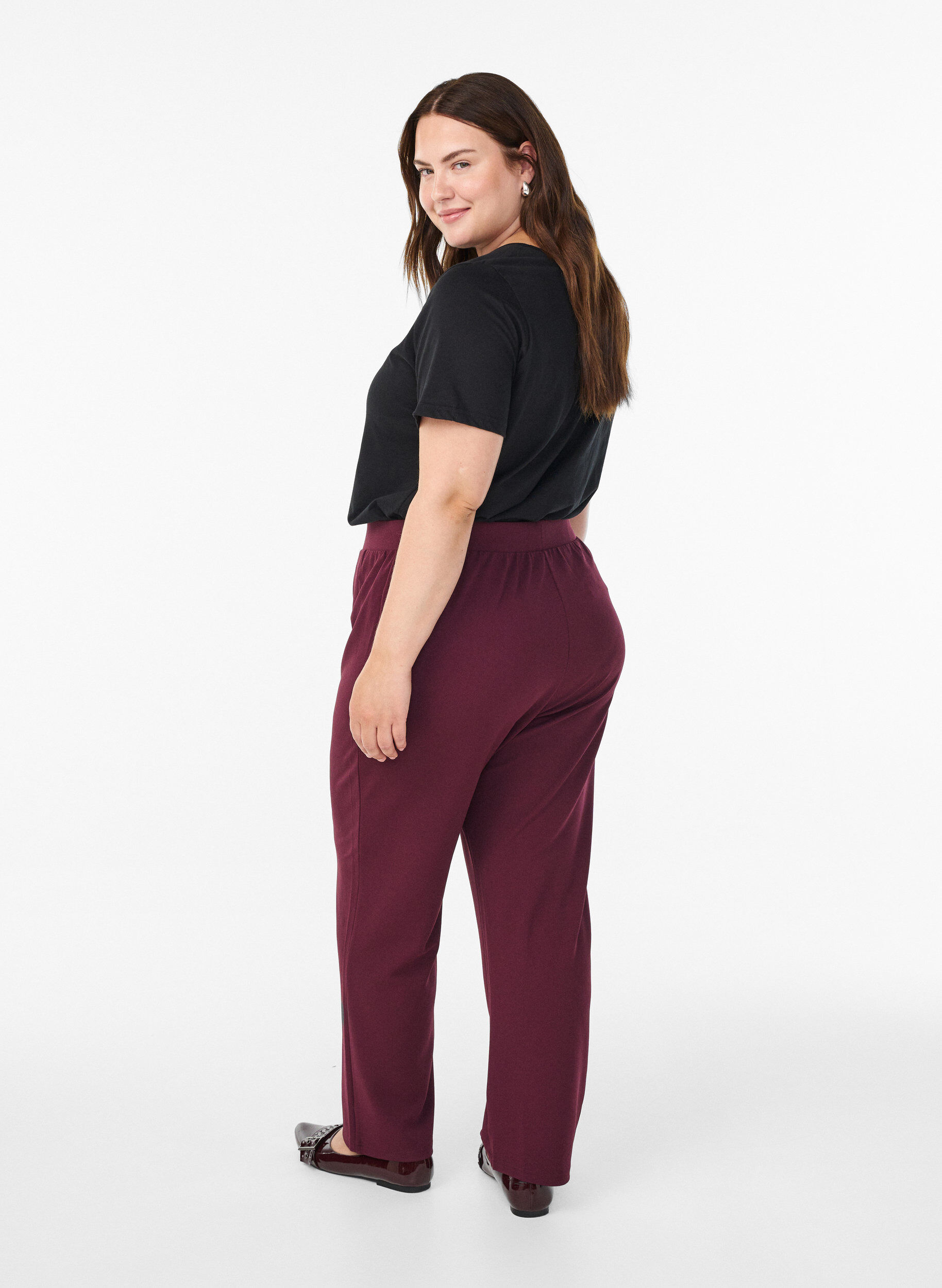 ZizziHose mit gerader Passform, Rot, Model image number 1