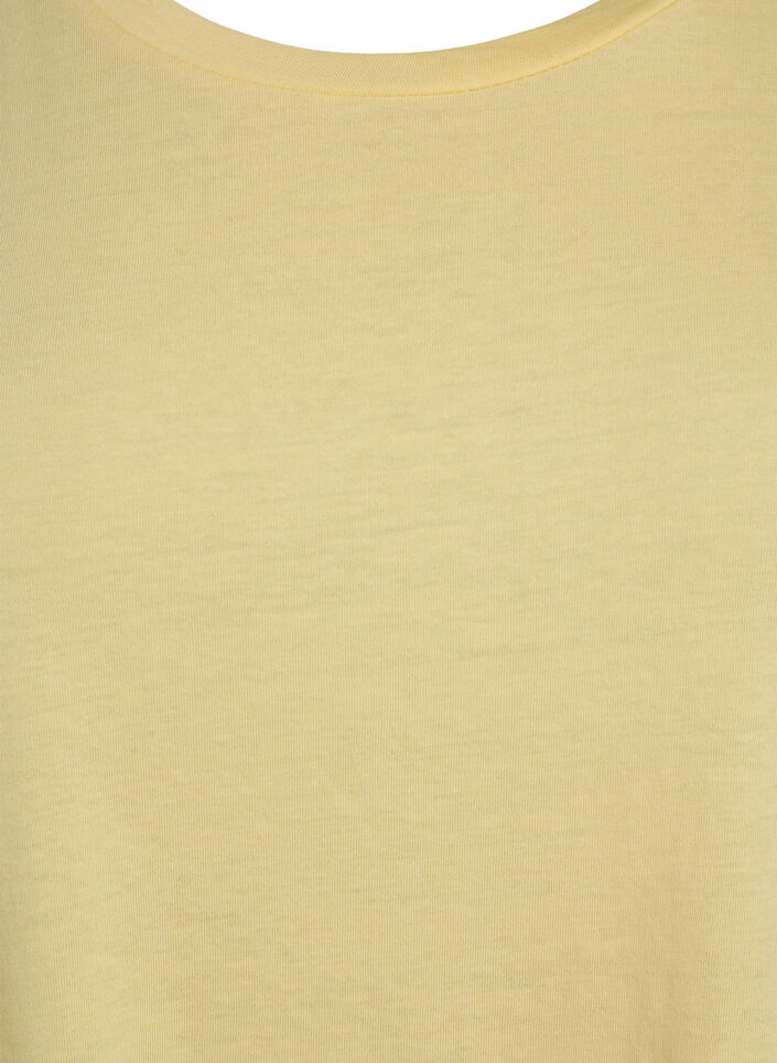 Kurz&auml;rmeliges T-Shirt aus einer Baumwollmischung, Gelb, Packshot image number 2