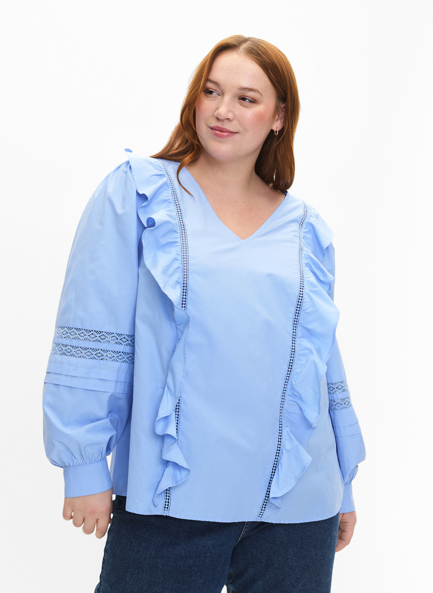Zizzi Bluse mit Ruffles und Lace Trim, Blau, Model image number 0