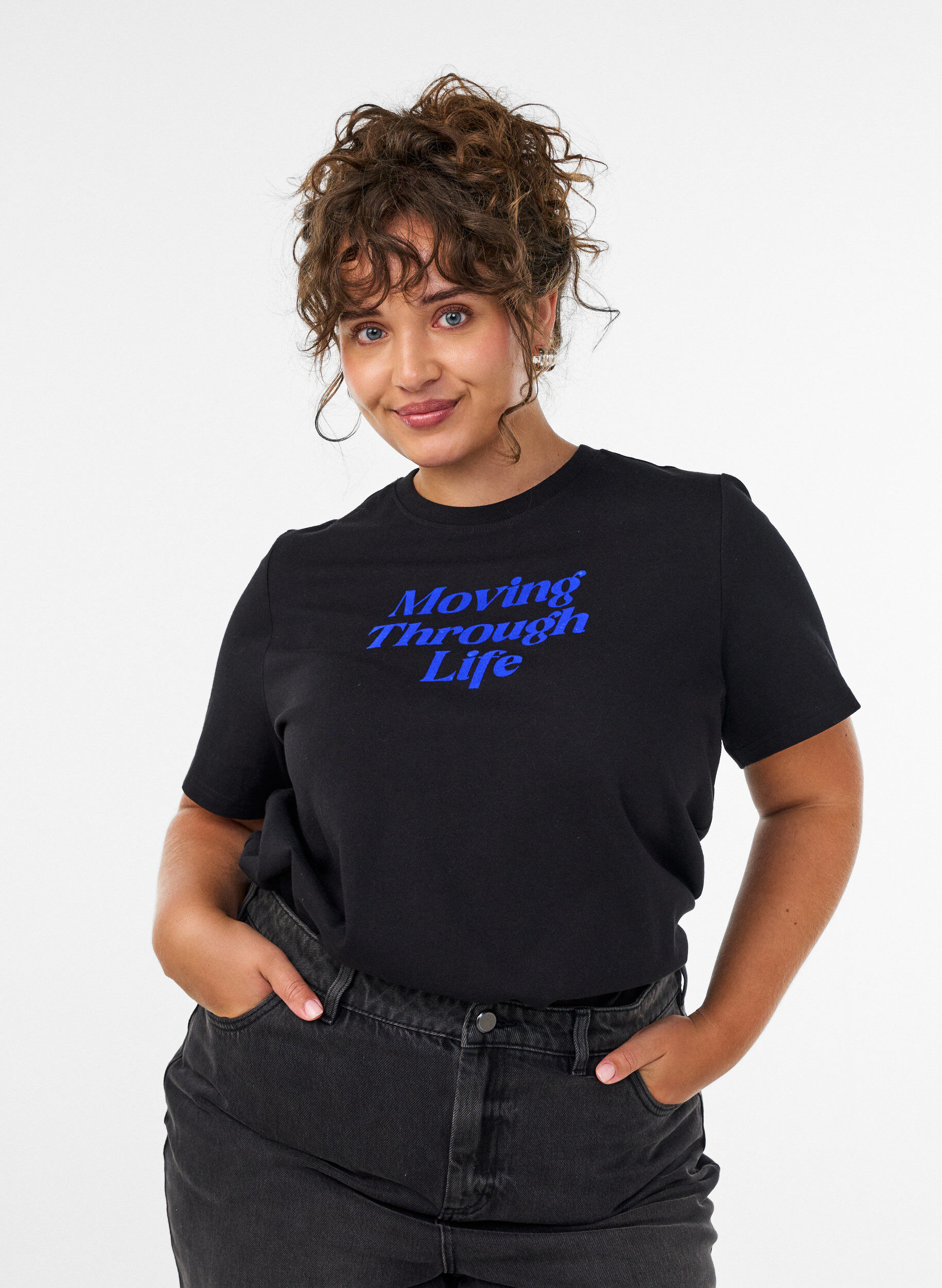 ZizziT-Shirt aus Baumwolle mit Textprint, Schwarz, Model image number 0