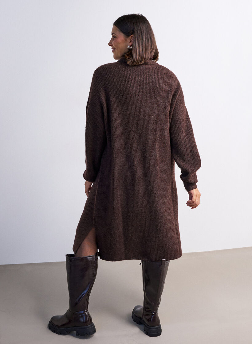 Strickkleid mit Rollkragen, Braun, Model image number 2