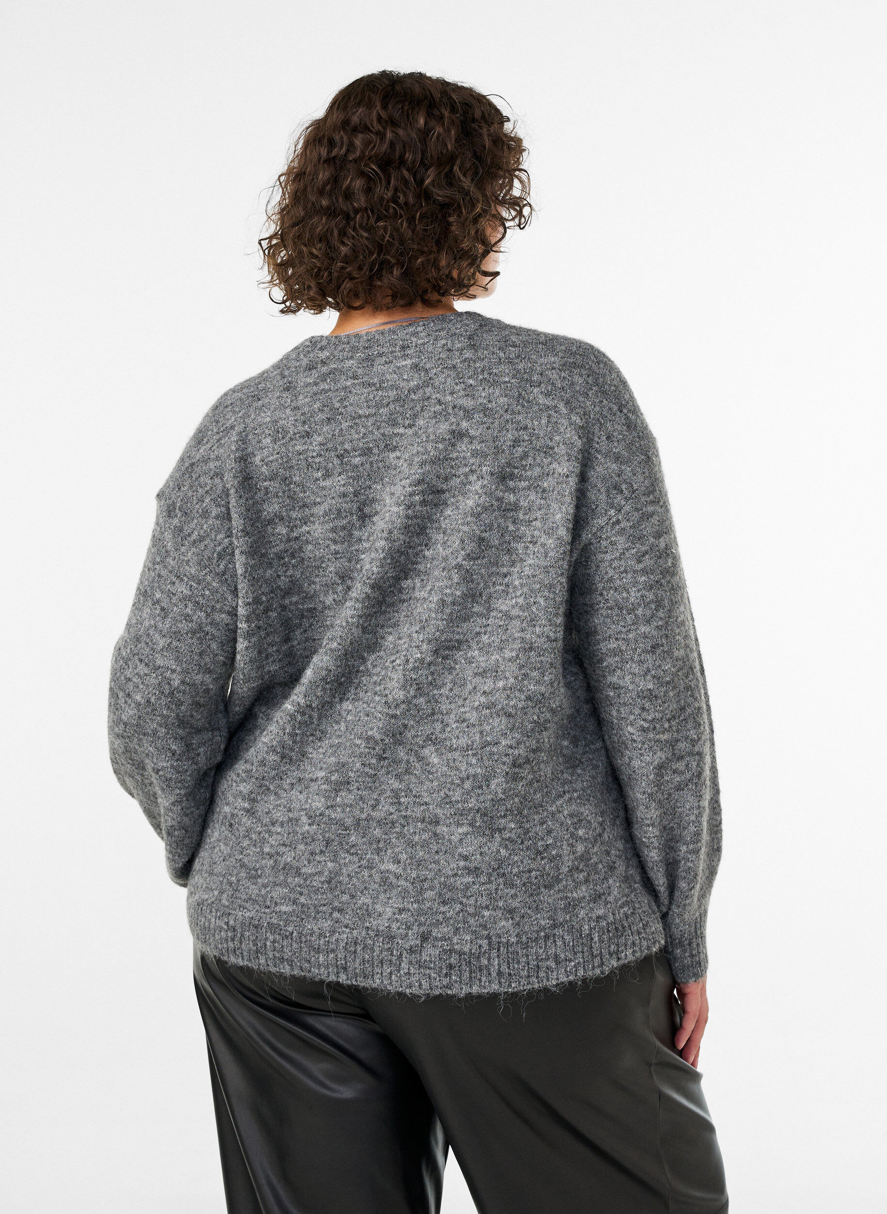 ZizziPull avec application florale, Gris, Model image number 2