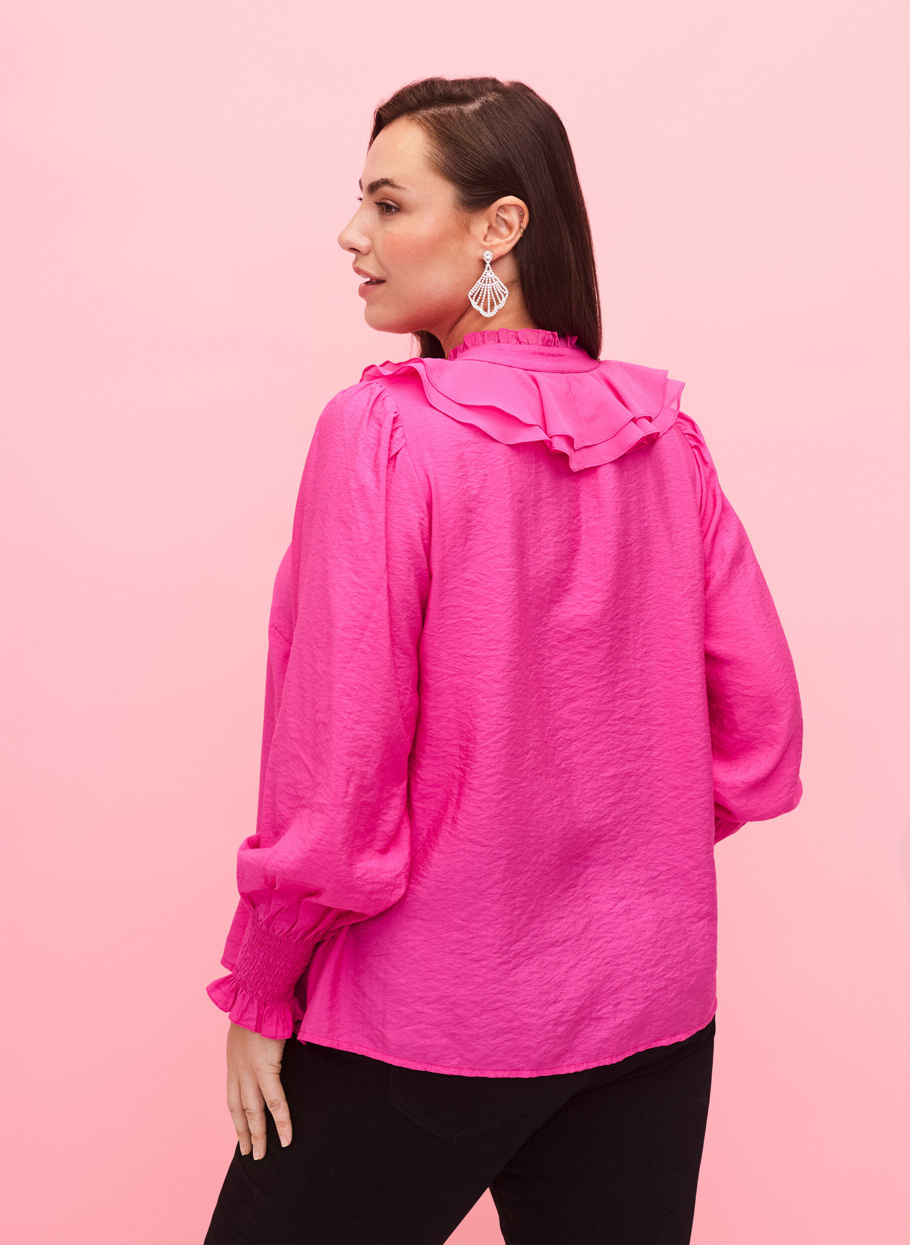 Zizzi Chemisier &agrave; volants en viscose, Rose Violet, Model image number 1