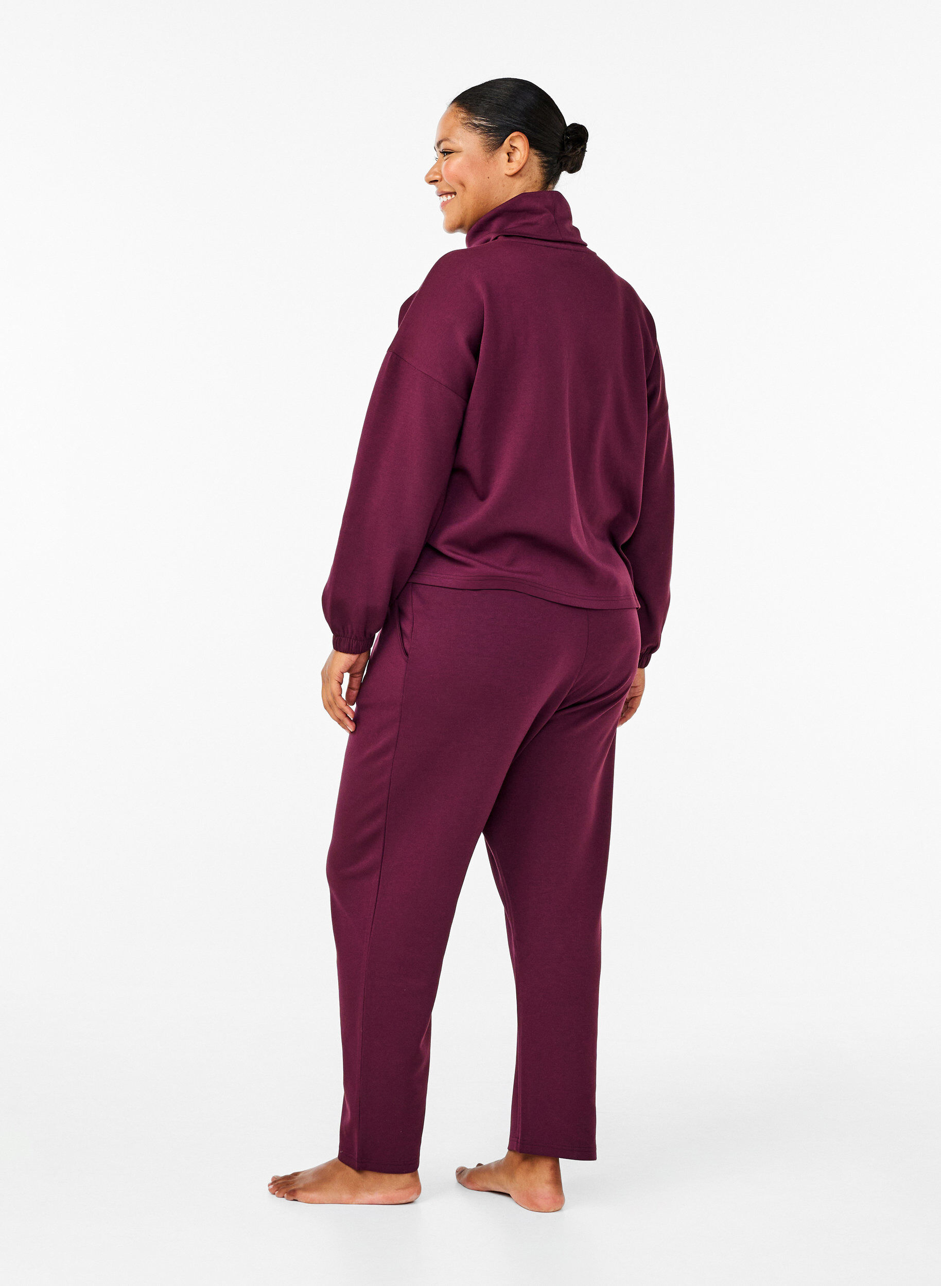 Zizzi Pantalon ample en modal m&eacute;lange, Bordeaux, Model image number 1