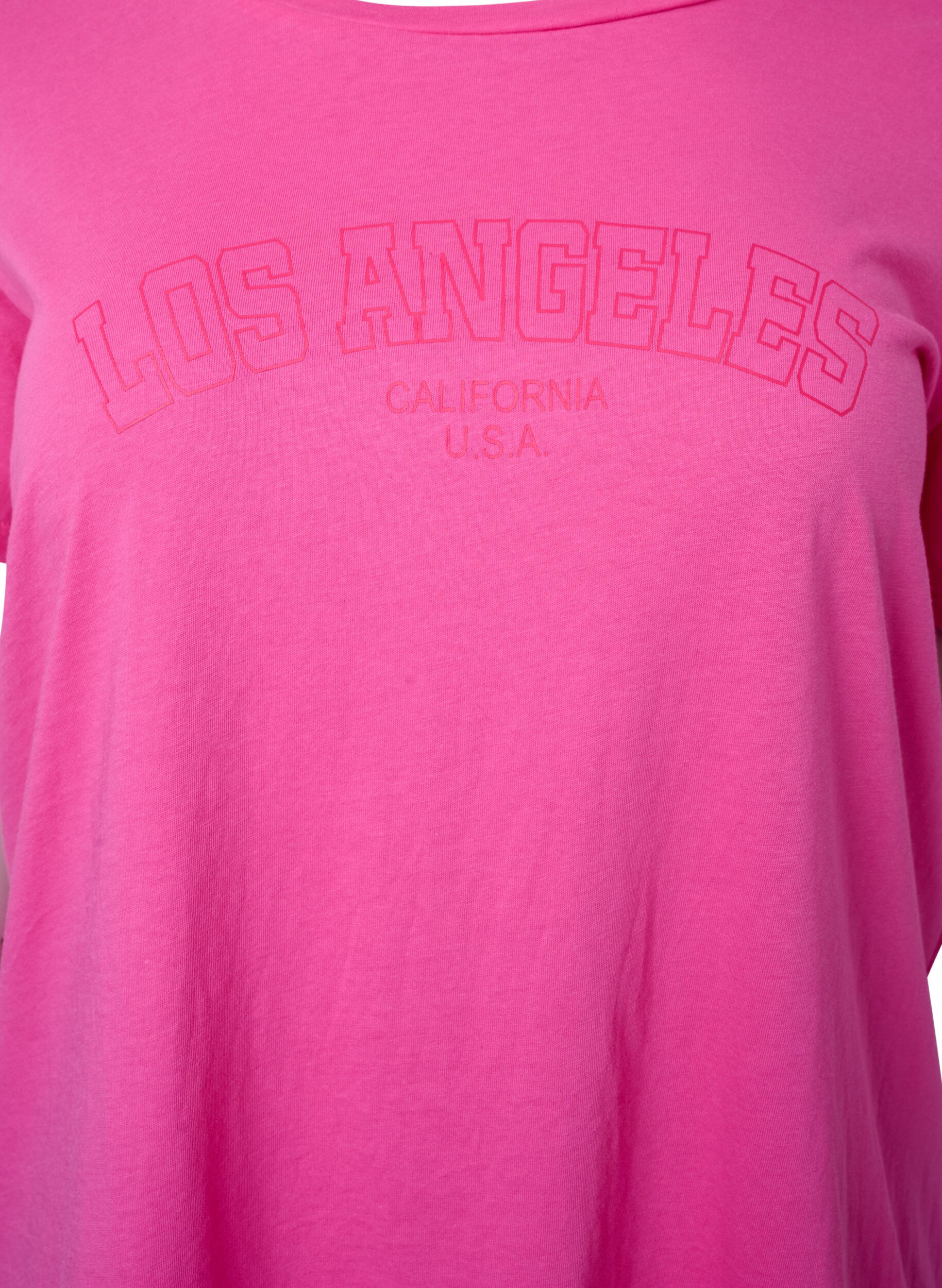 Zizzi T-Shirt aus Baumwolle mit Textprint, Shocking Pink W. LOS, Packshot image number 2