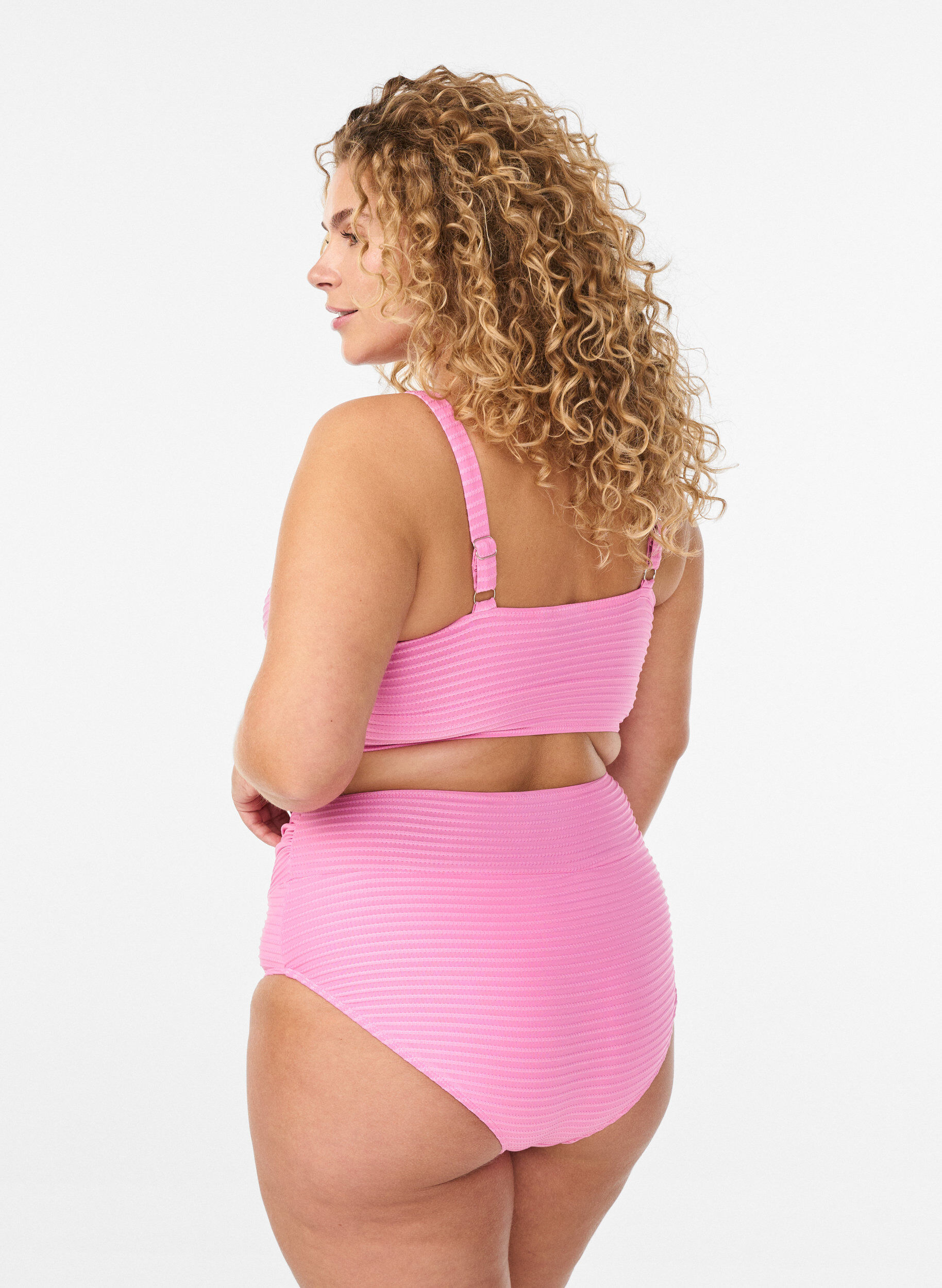 Zizzi Bikinihose mit hoher Taille und &Uuml;berkreuz-Details, Pink, Model image number 1